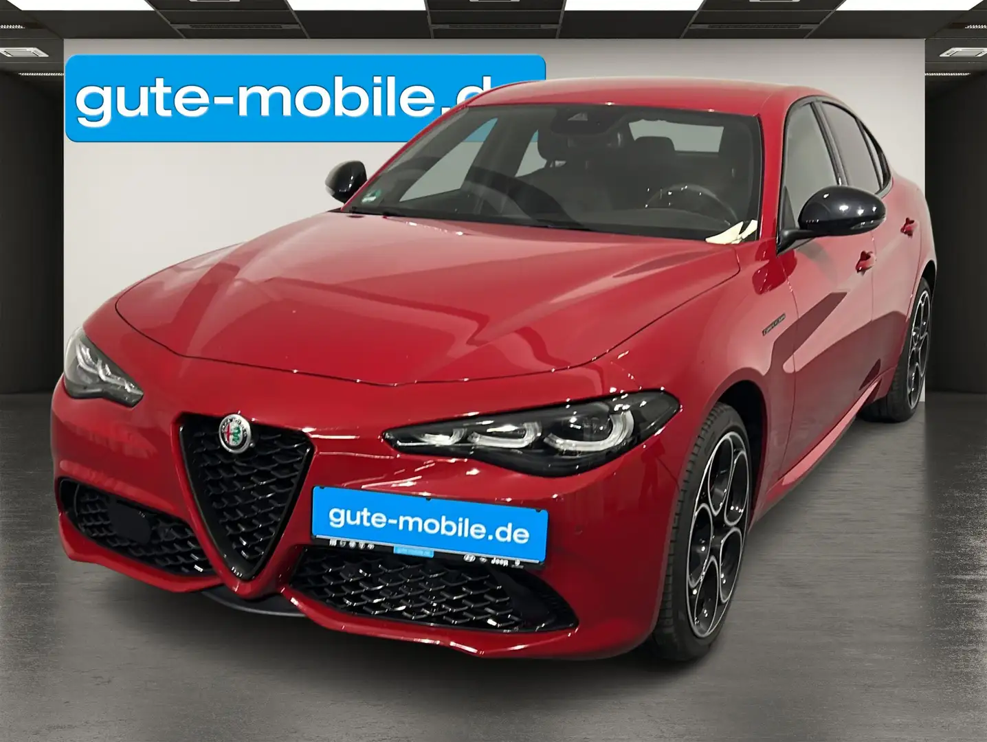 Alfa Romeo Giulia Competizione Q4| Assistenz-Paket|CarPlay Rot - 1