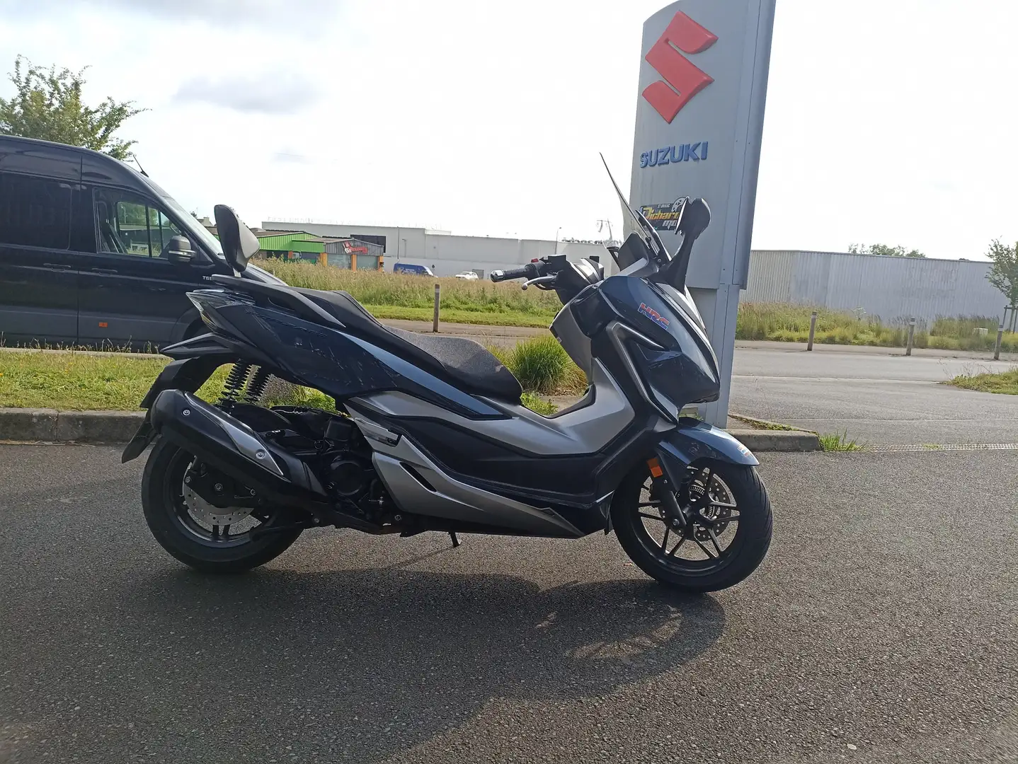 Honda Forza 300 Albastru - 2