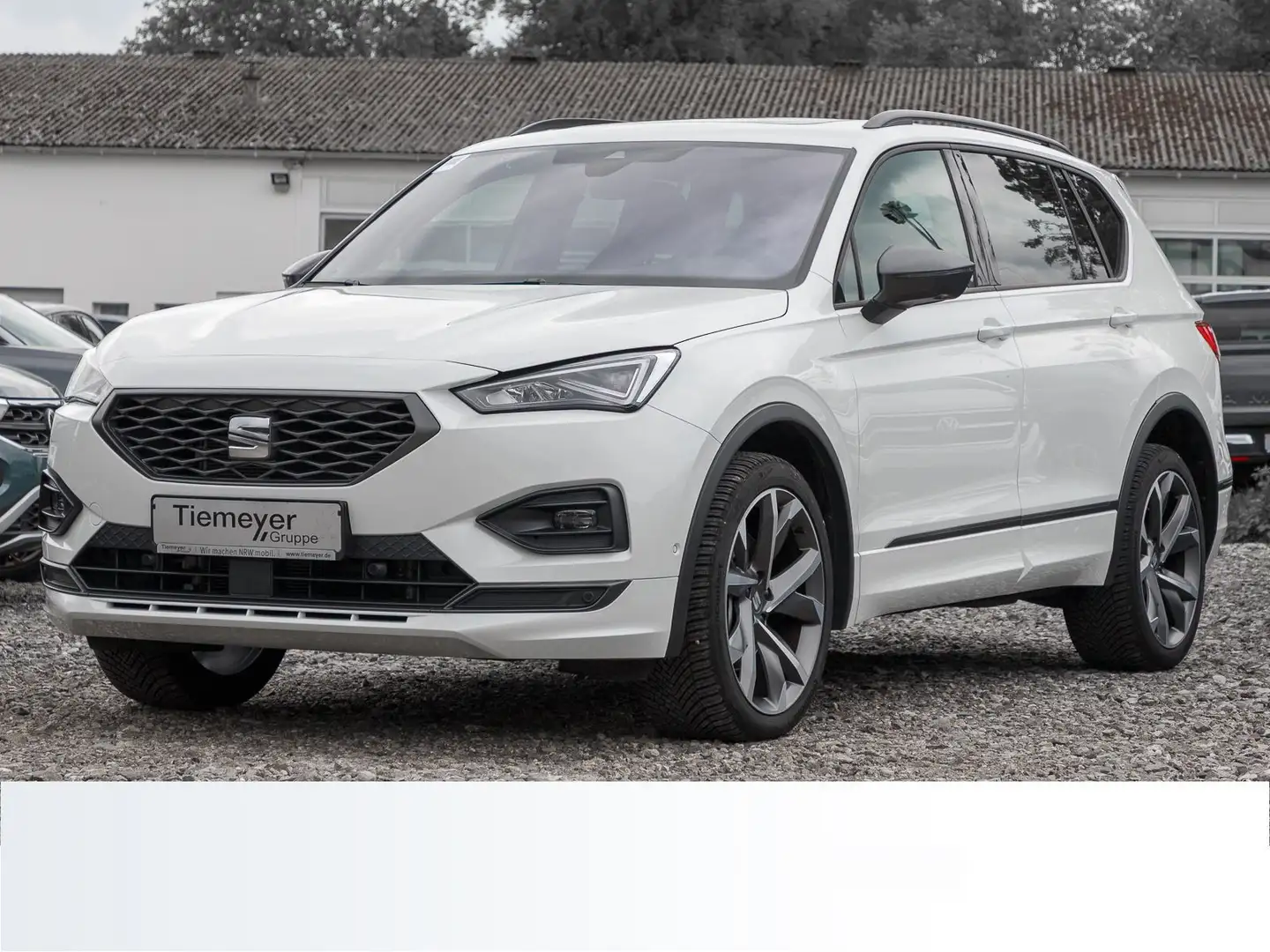 SEAT Tarraco TSI FR PANO LM20 NAVI Weiß - 2