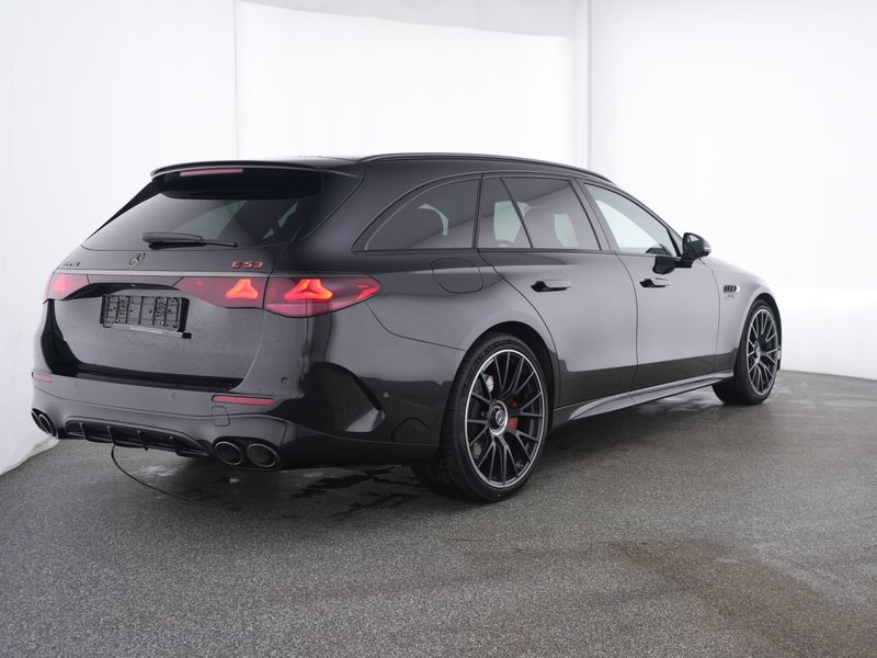Mercedes-Benz E 53 AMG Estate Mercedes-AMG 4MATIC+ AMG Performance Sitz-P — photo 2