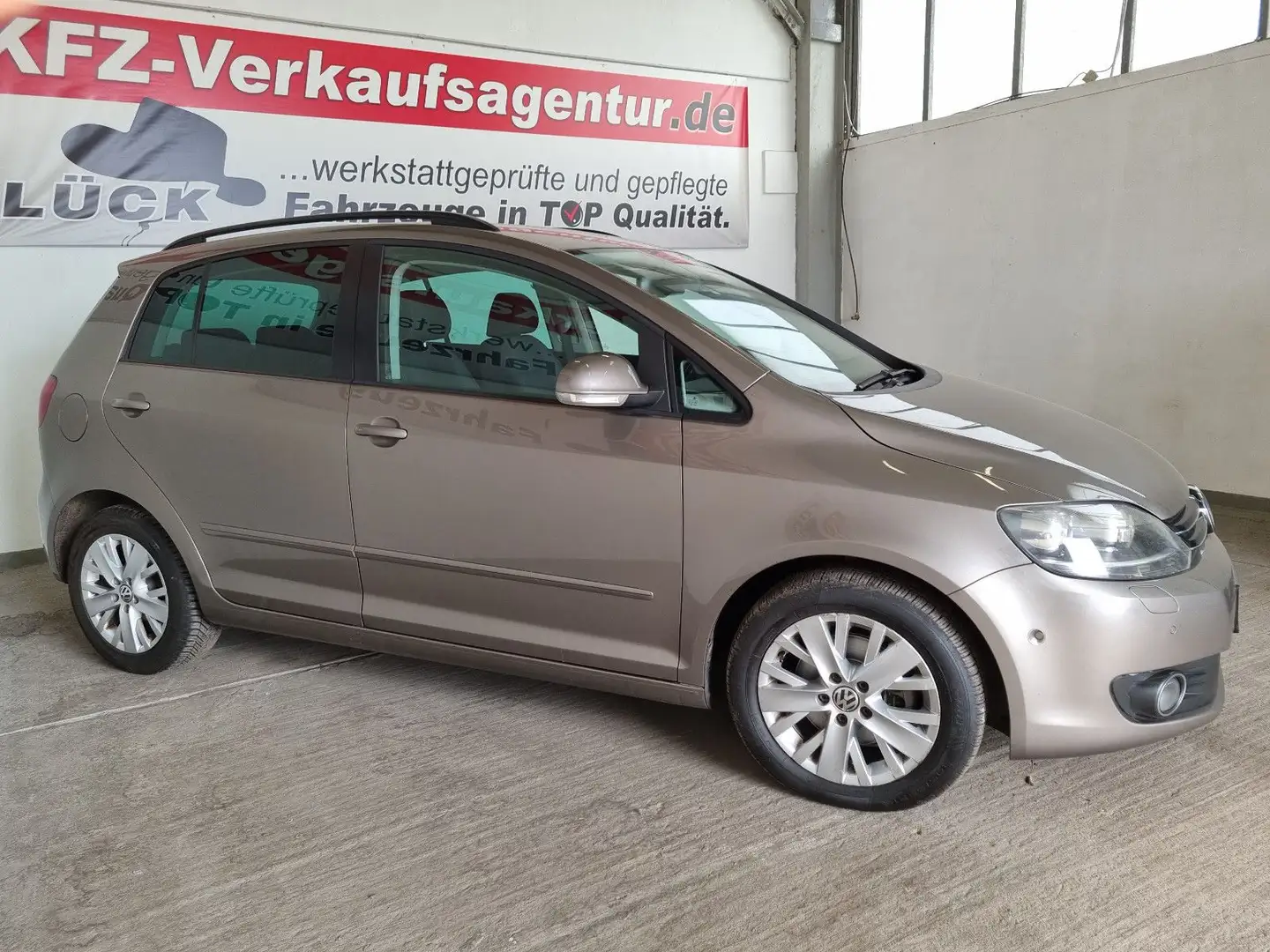 Volkswagen Golf Plus VI Team, inkl. 1 Jahr Garantie Bruin - 2