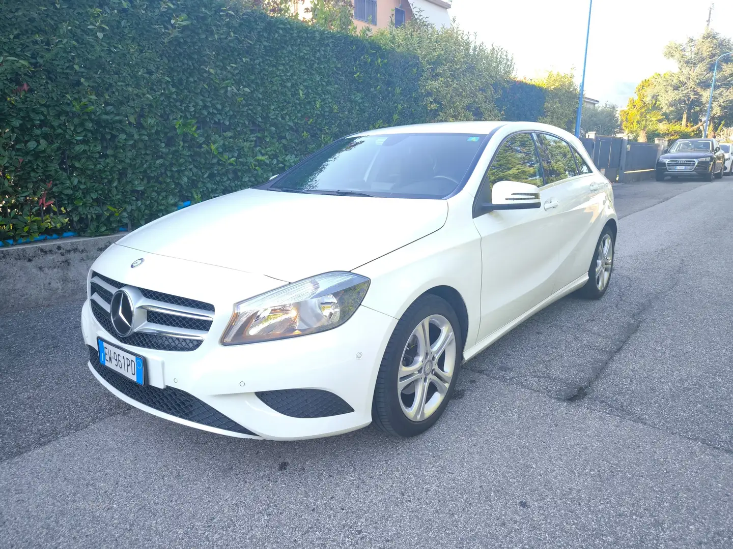 Mercedes-Benz A 180 MERCEDES CLASSE A 180 CDI- PREMIUM- OK NEOP. Bianco - 1