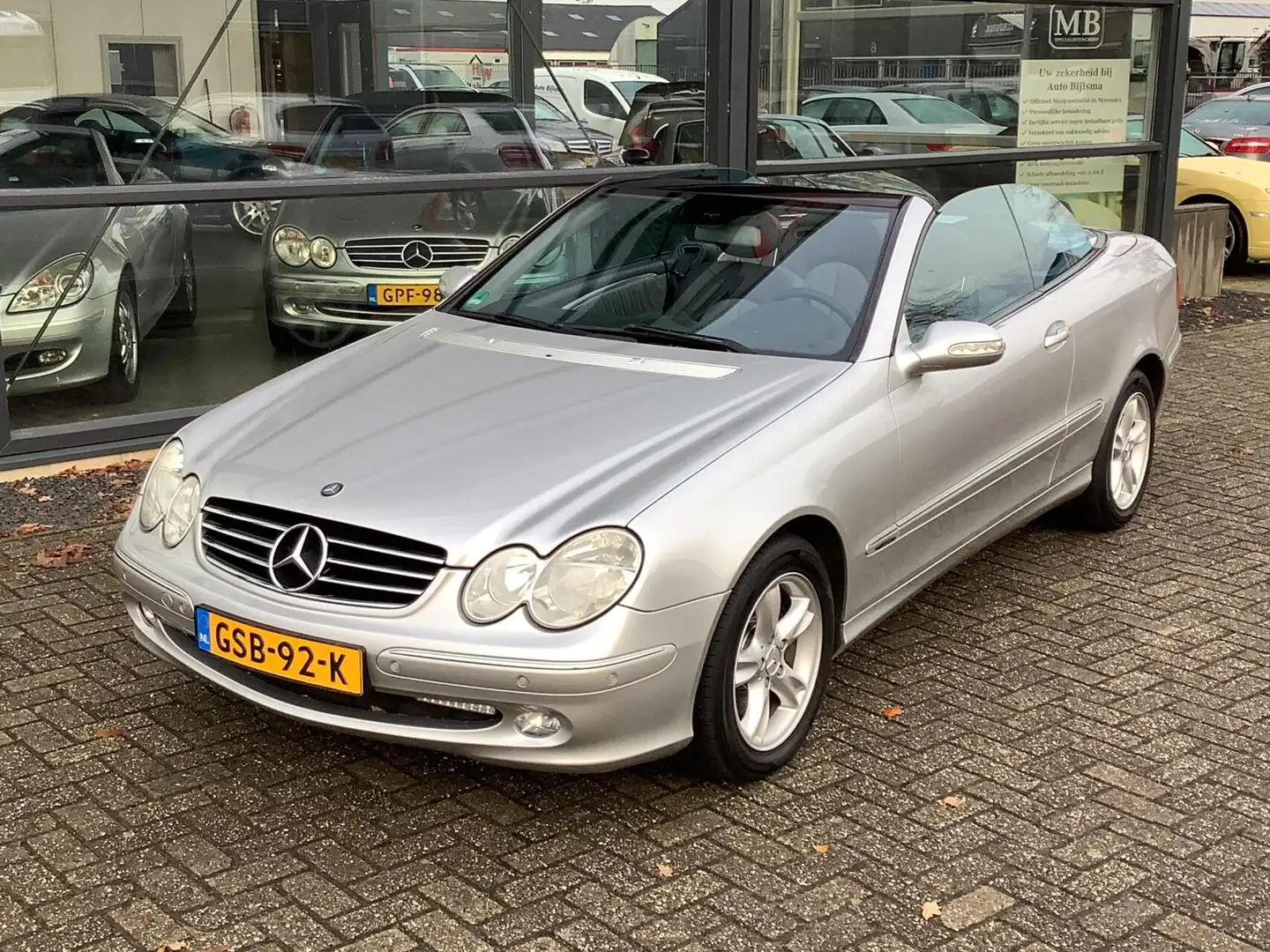 Mercedes-Benz CLK 200 Cabrio K. Elegance Grijs - 2
