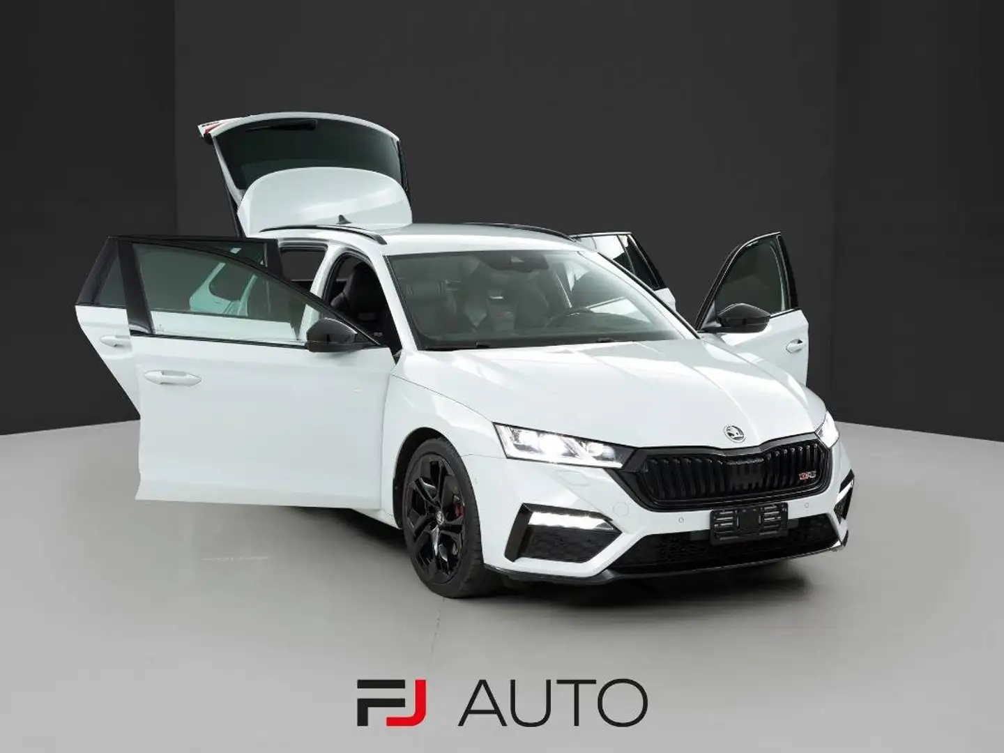 Skoda Octavia 2.0 TDI Evo RS Plus 4x4 200cv DSG Wagon Bianco - 2