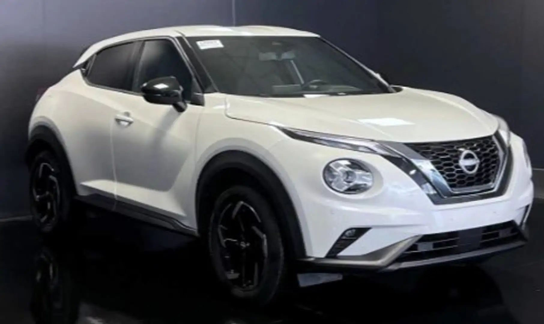 Nissan Juke 1.0 dig-t N-Connecta 114cv Bianco - 2