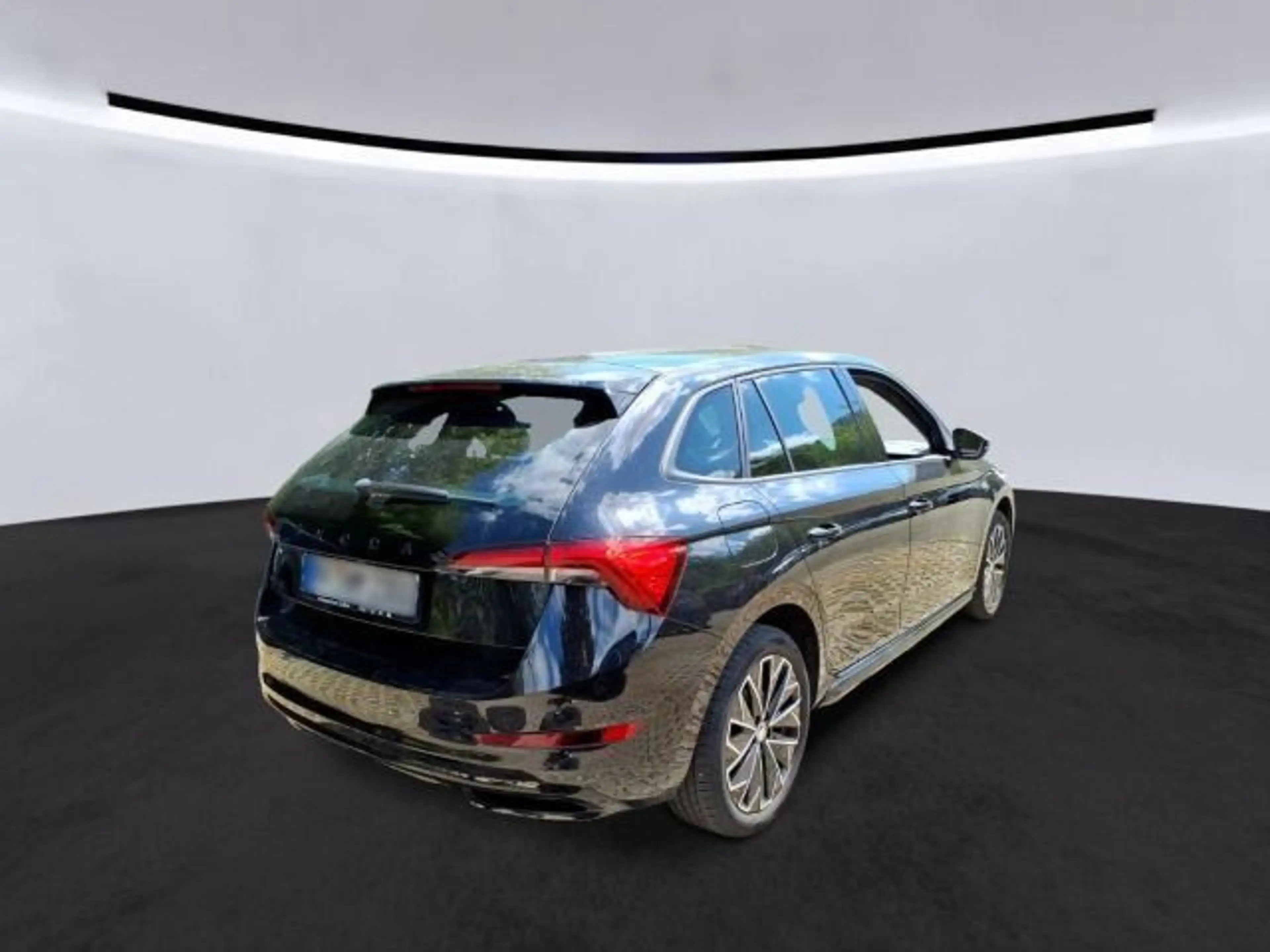 Skoda Scala Monte Carlo 1.5 TSI Pano/LED/ACC/AppCon/17 — photo 4