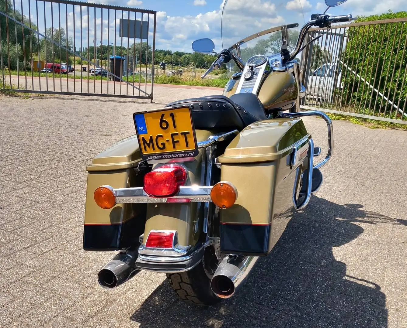 Harley-Davidson Road King FLHR 1584CC - 2