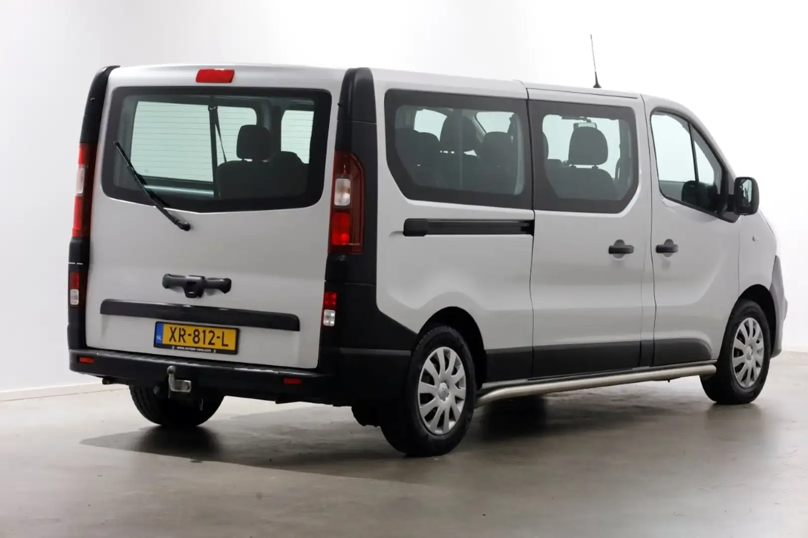 Opel Vivaro Combi 1.6 CDTI 120pk E6 L2H1 Personenbus Incl BTW/ Grijs - 2
