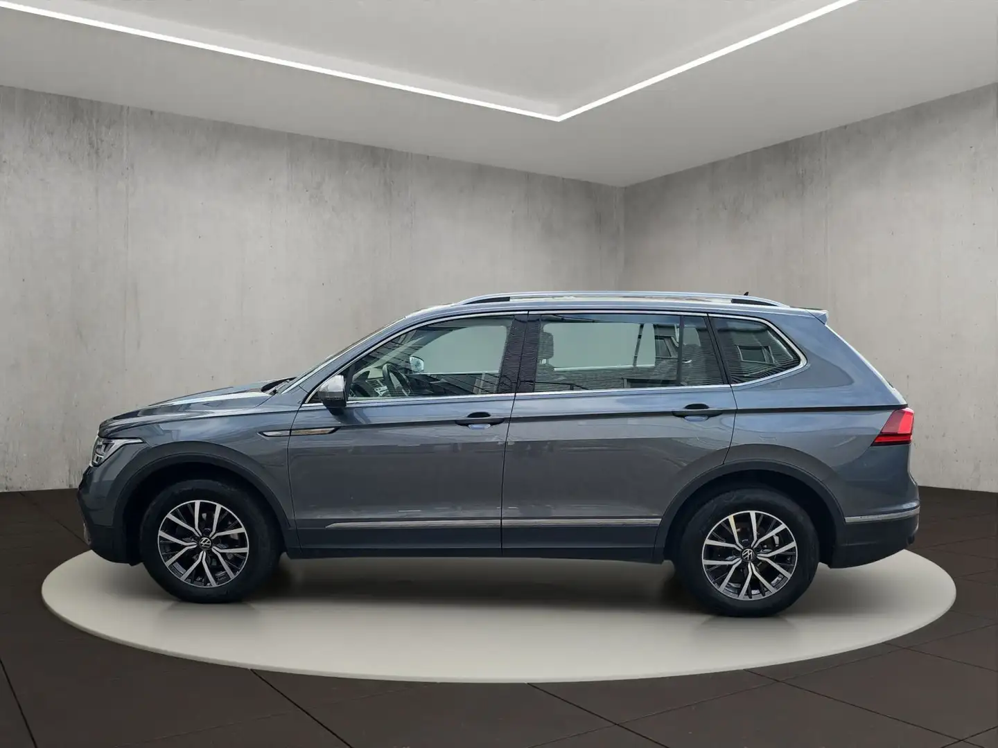 Volkswagen Tiguan Allspace Life 2,0 l TDI SCR 110 kW (150 P Grigio - 2