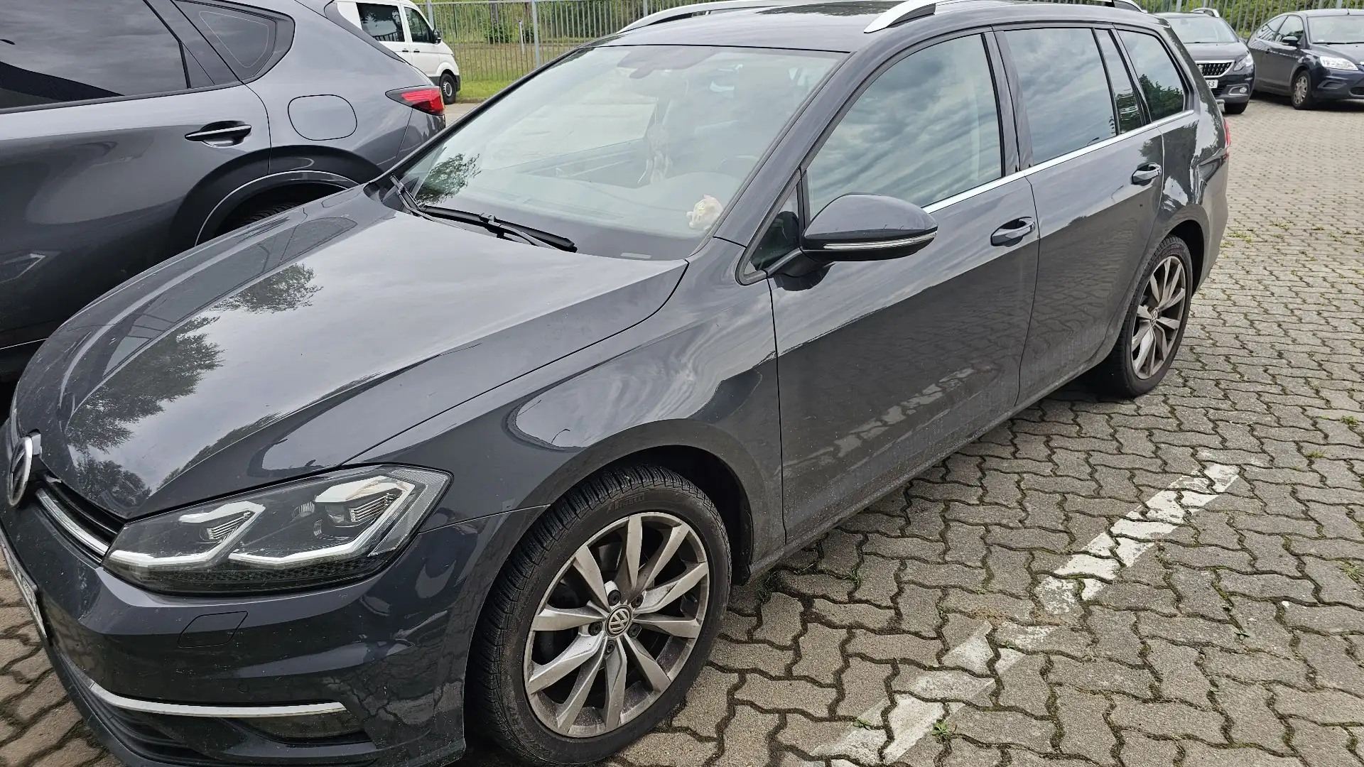 Volkswagen Golf Variant Highline BMT/Start-Stopp Grau - 2