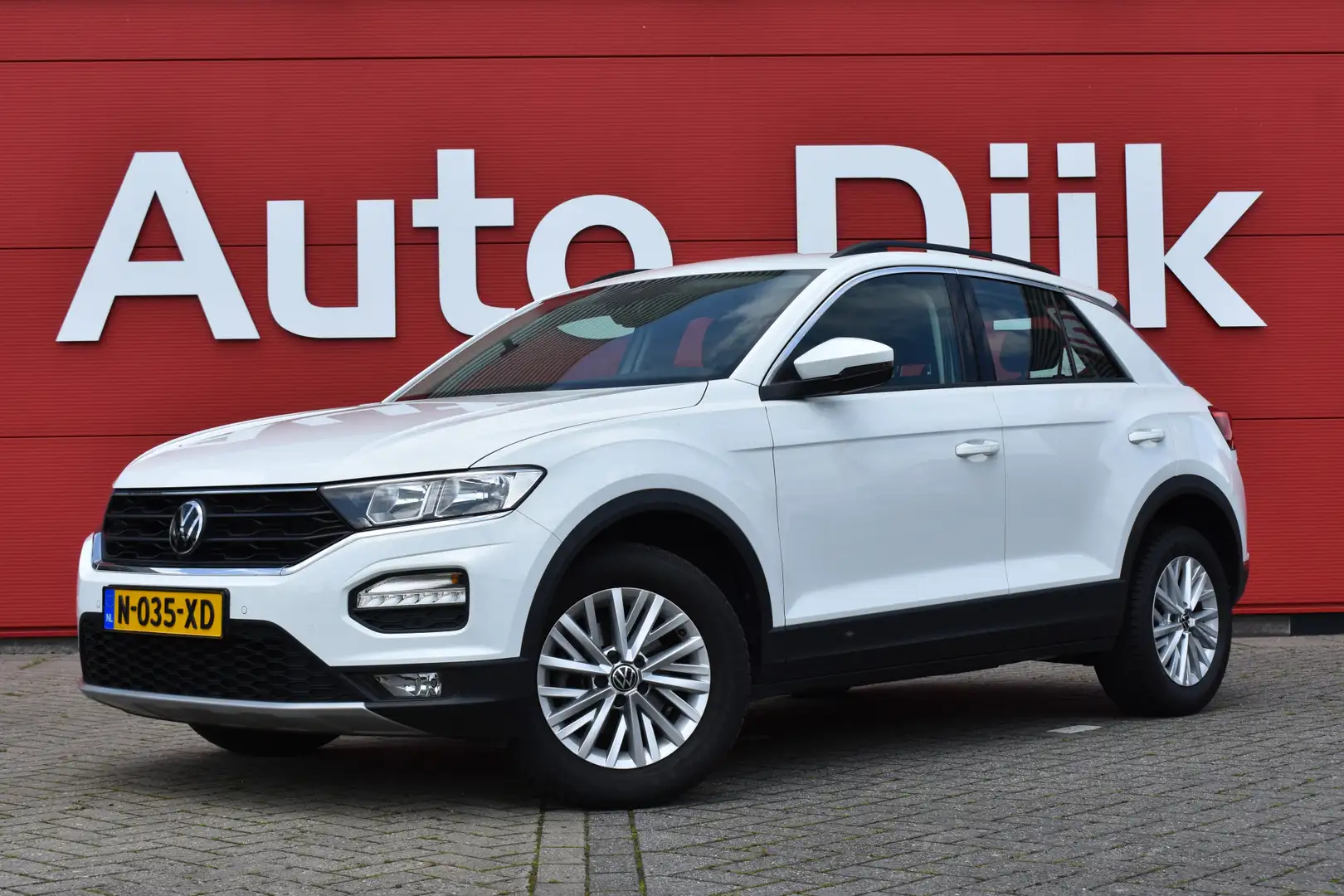 Volkswagen T-Roc 1.0 TSI Style Carplay | Adapt. Cruise | Navi | Cli Blanco - 1