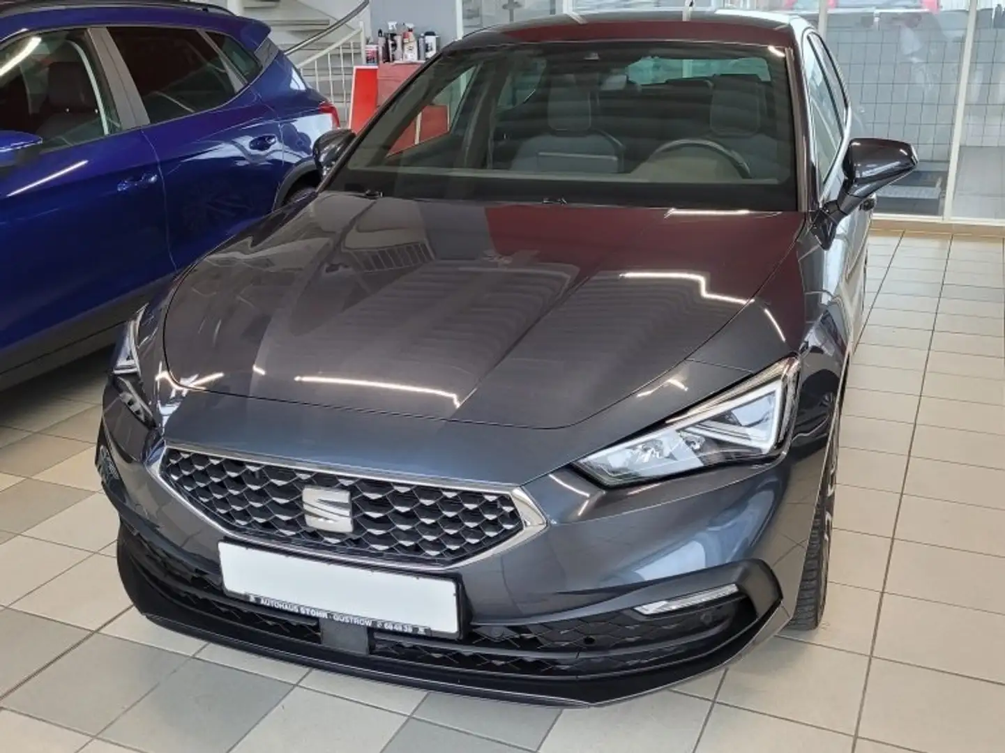 SEAT Leon 1.4TSI e-HYBRID 150KW(204PS) Grau - 2