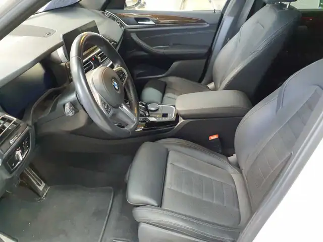 BMW X3 view 7