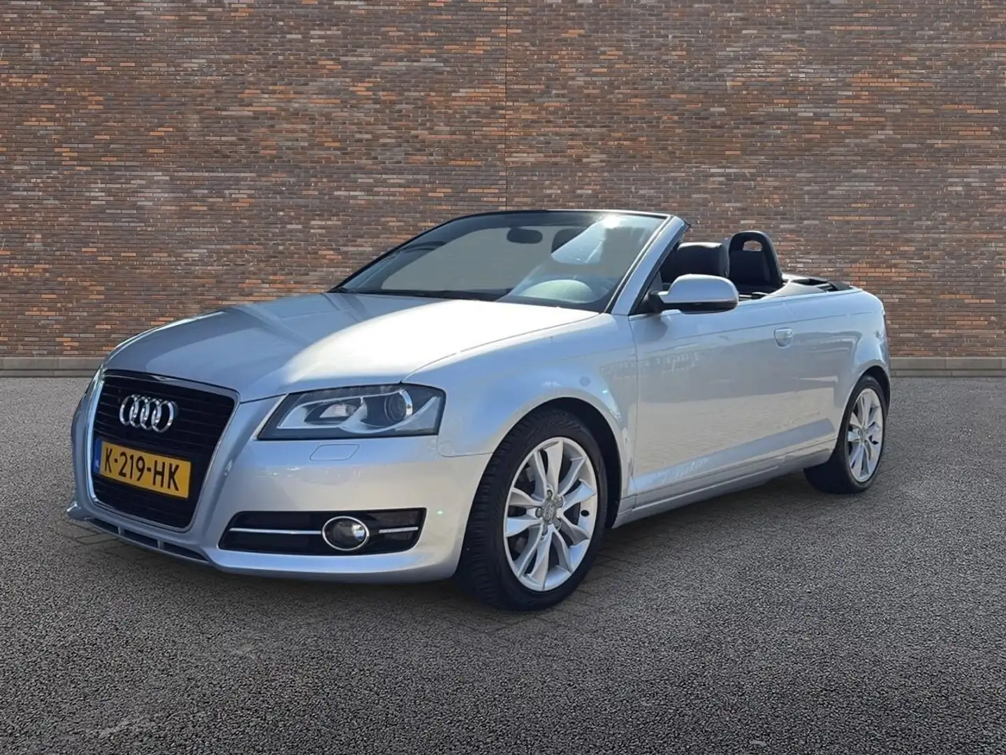 Audi A3 Cabriolet 1.2 TFSI Ambition Pro Line S Grey - 2