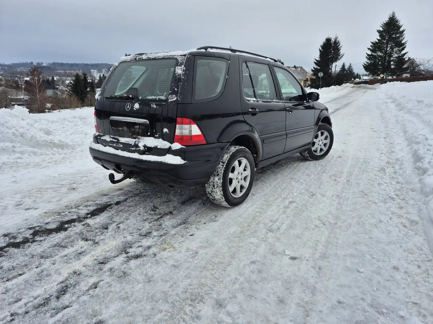 Mercedes-Benz ML 270 CDI Schwarz - 2
