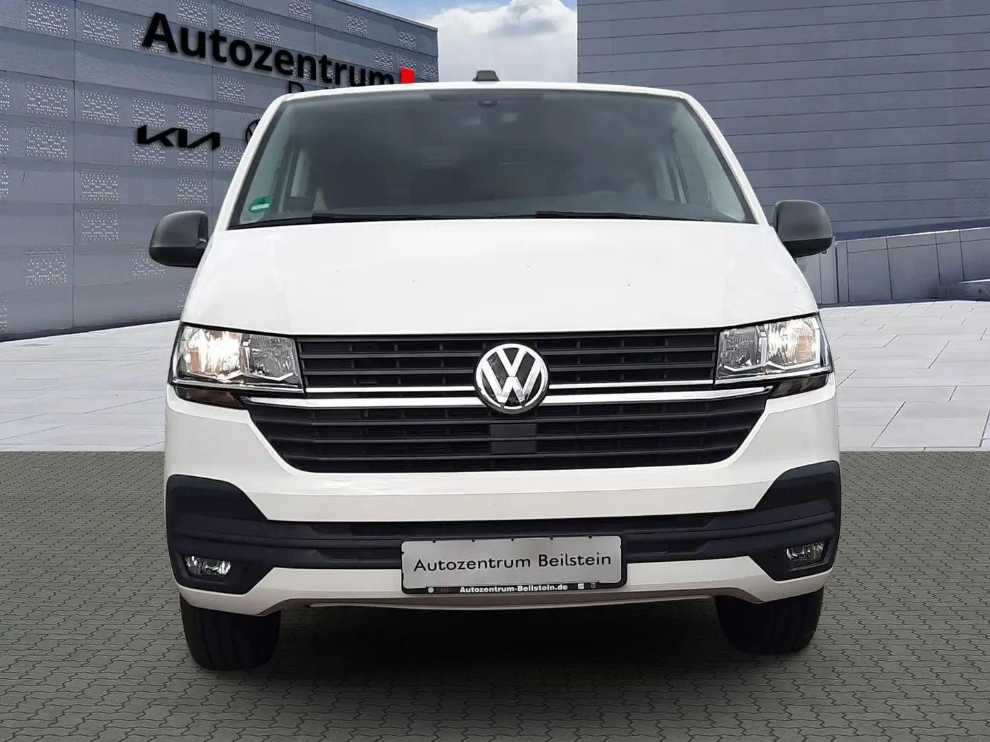 Volkswagen T6 Caravelle 2.0 TDI Trendline  9-Sitzer NAVI Weiß - 2