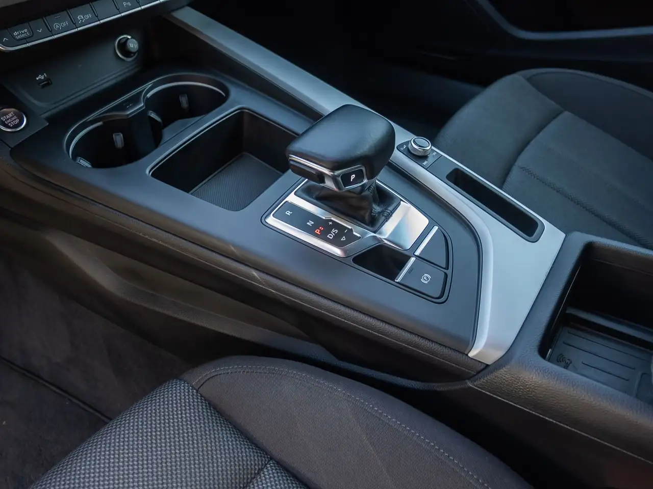 Audi A4 Advanced 45TFSI qu Stronic Navi LED ACC, миниатюра 17