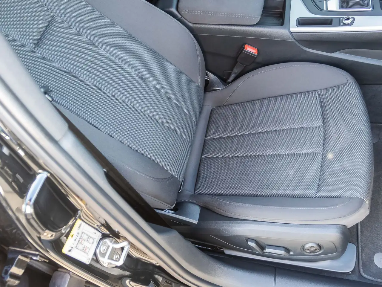 Audi A4 Advanced 45TFSI qu Stronic Navi LED ACC, миниатюра 19