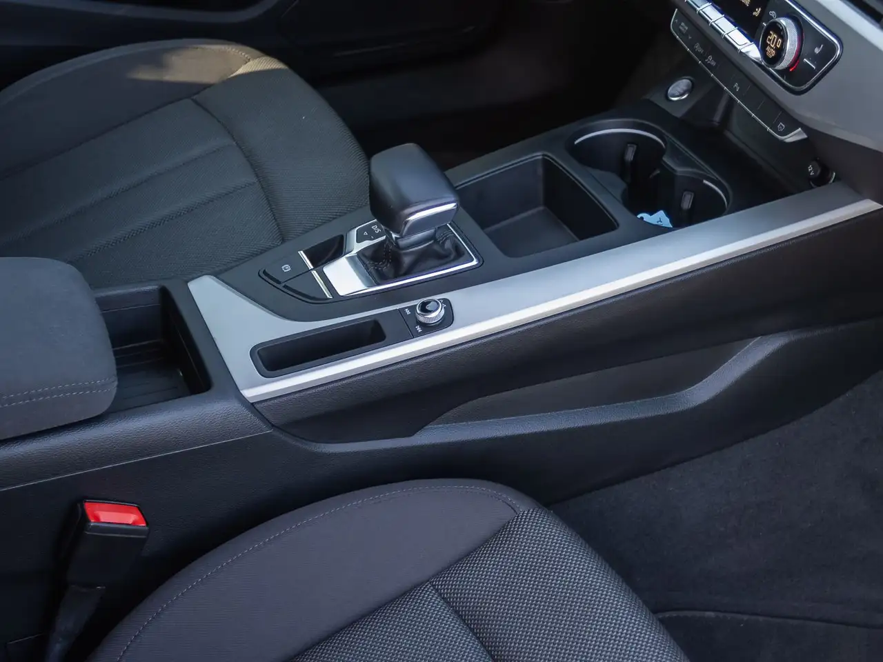 Audi A4 Advanced 45TFSI qu Stronic Navi LED ACC, миниатюра 21