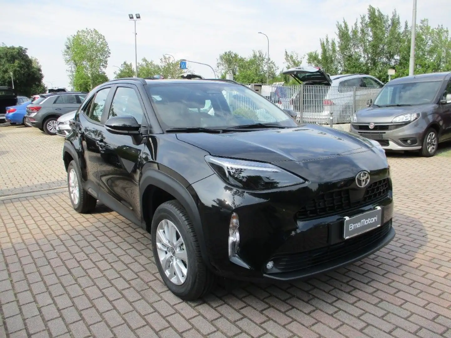 Toyota Yaris Cross 1.5 Hybrid 5p. E-CVT Active Nero - 1