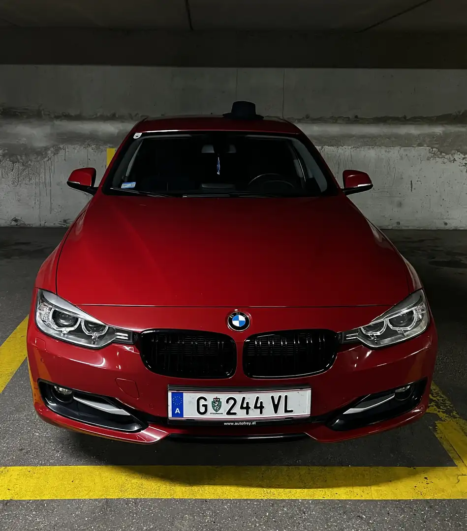 BMW 318 d xDrive - 1