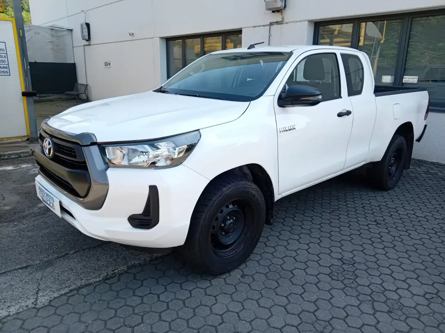 Toyota Hilux 2.4 D-4D 4WD 2 PORTE EXTRA CAB PREZZO IVA ESCLUSA Blanco - 1