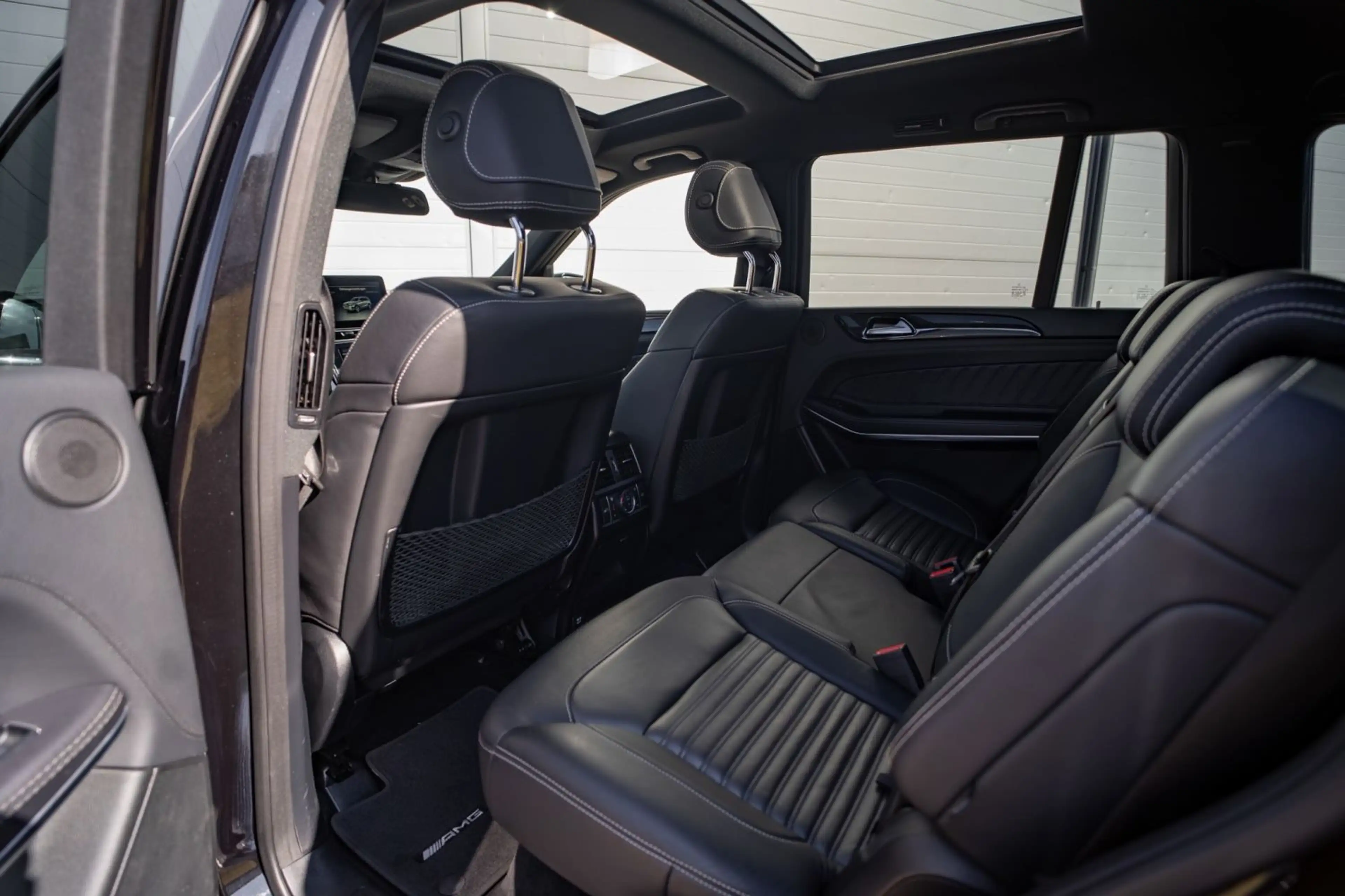 Mercedes-Benz GLS 500 4Matic,AMG-Line,AHK, — photo 14