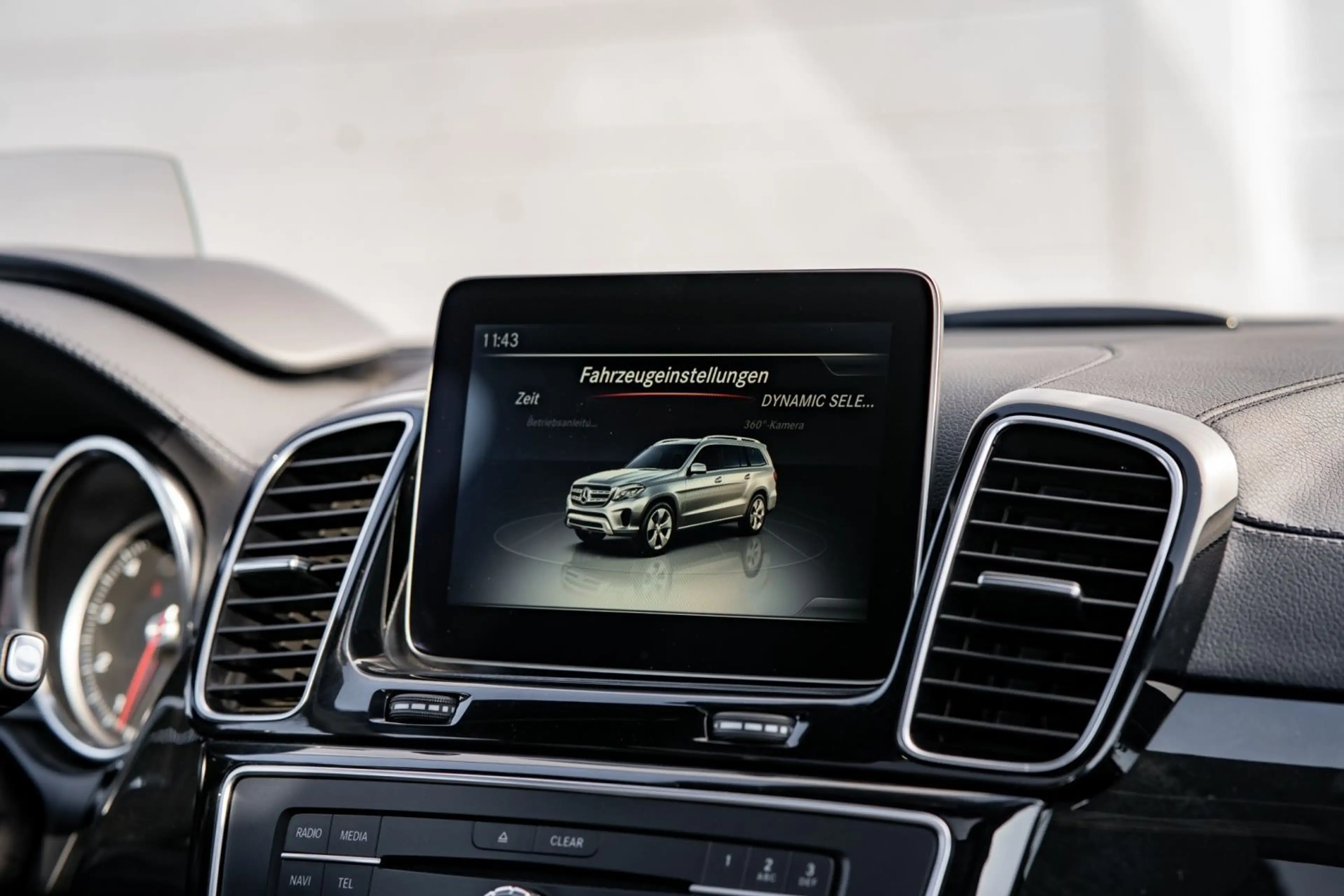 Mercedes-Benz GLS 500 4Matic,AMG-Line,AHK, — photo 10