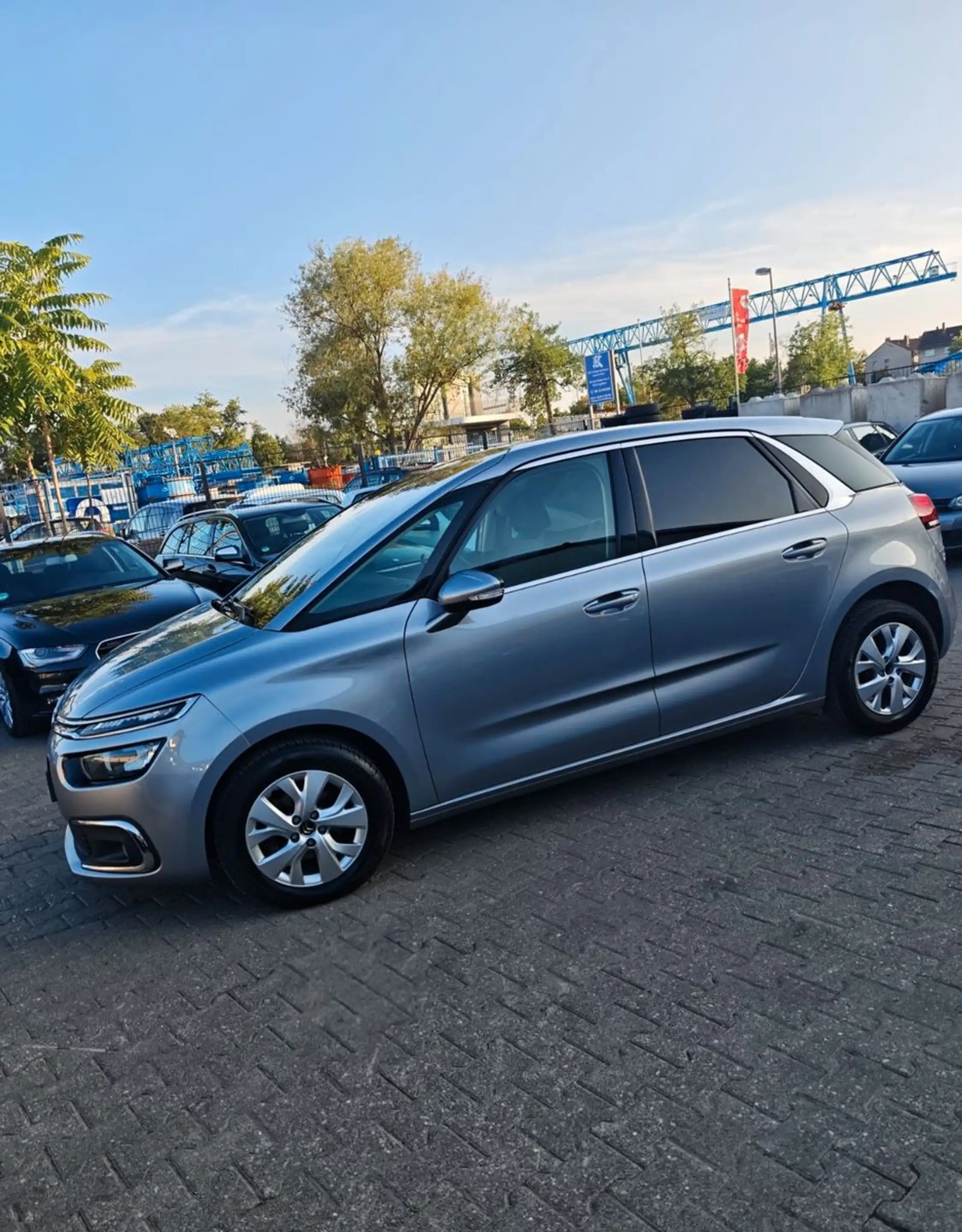 Citroen C4 Picasso AUTOMATIK — photo 14