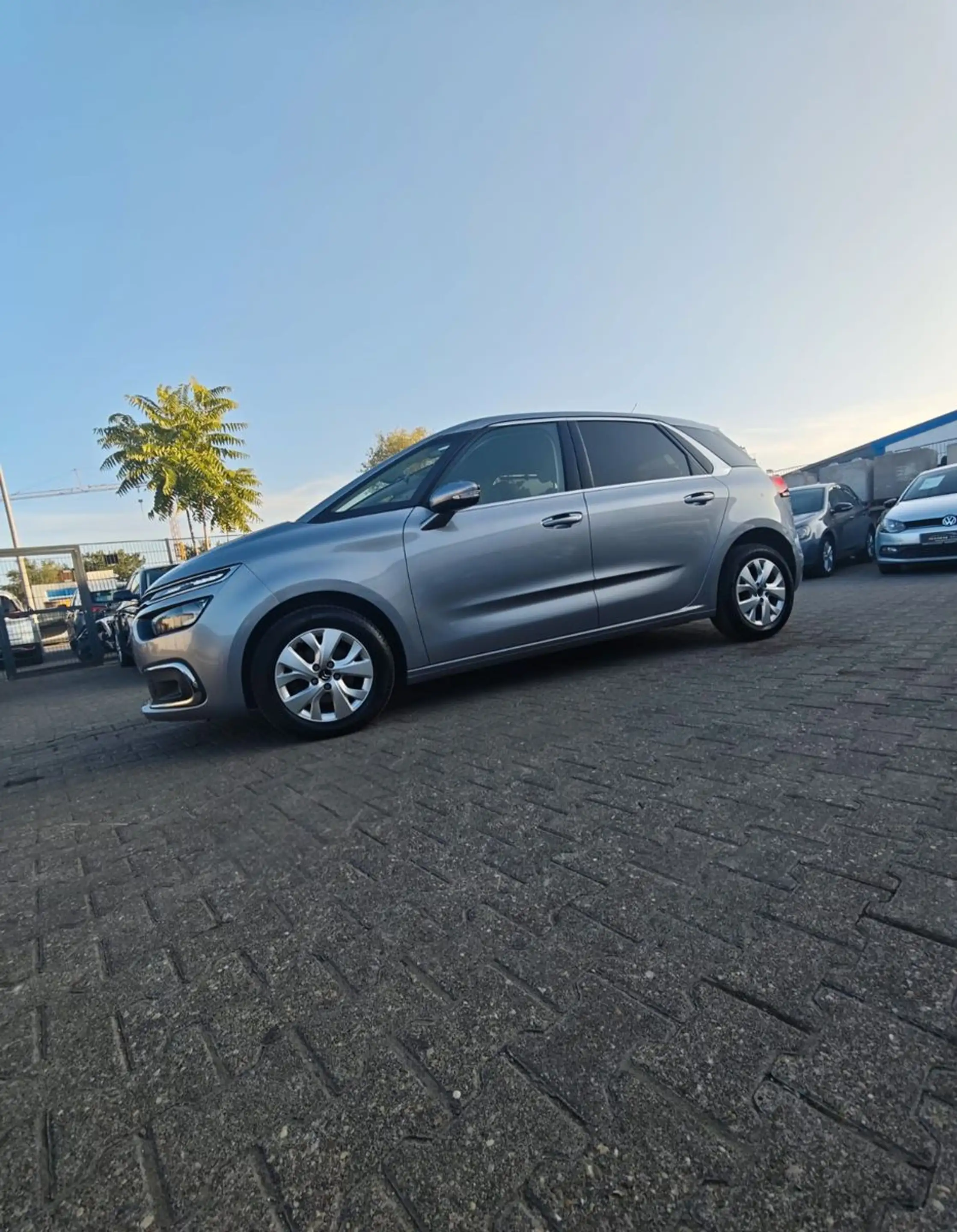 Citroen C4 Picasso AUTOMATIK — photo 13