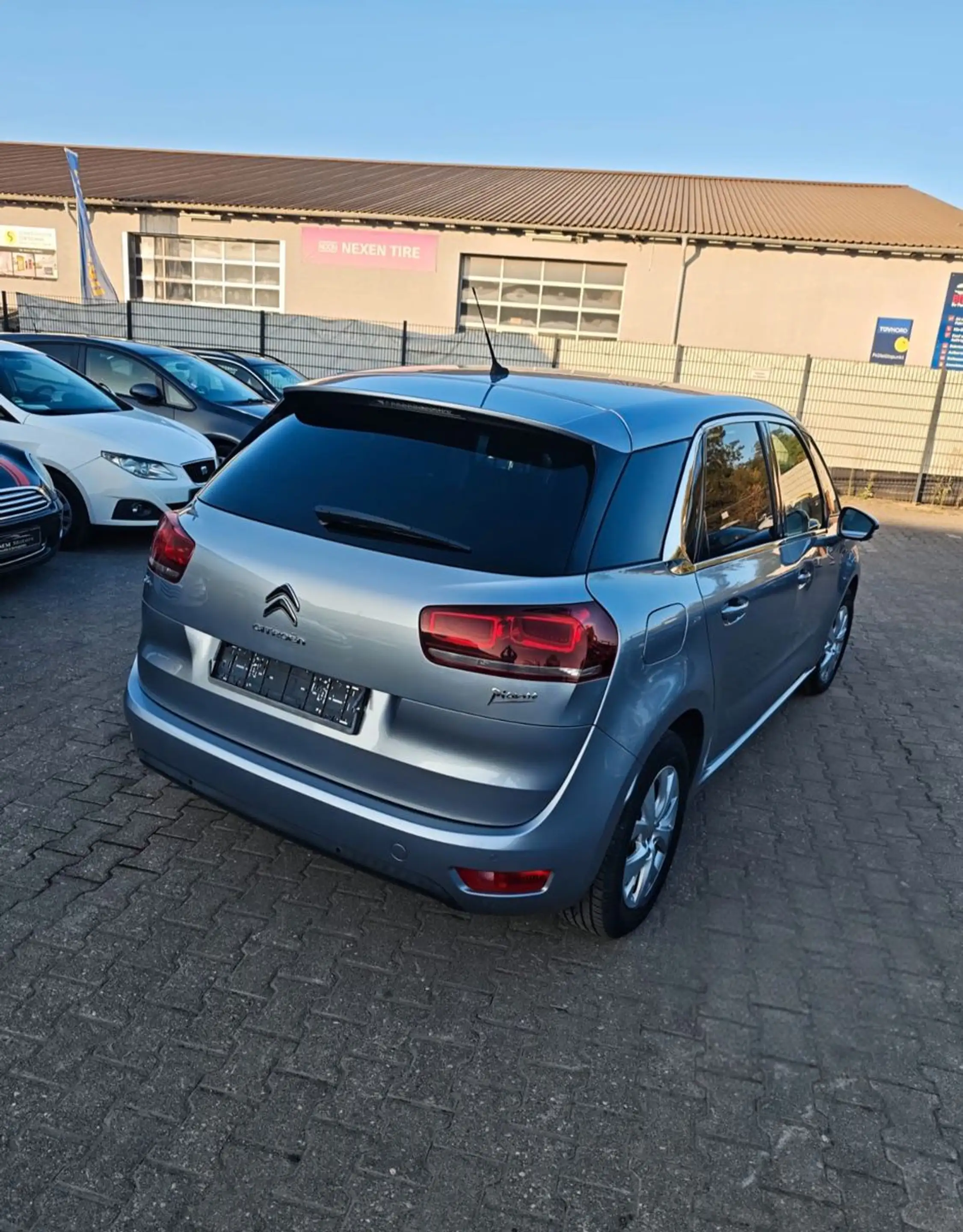 Citroen C4 Picasso AUTOMATIK — photo 2