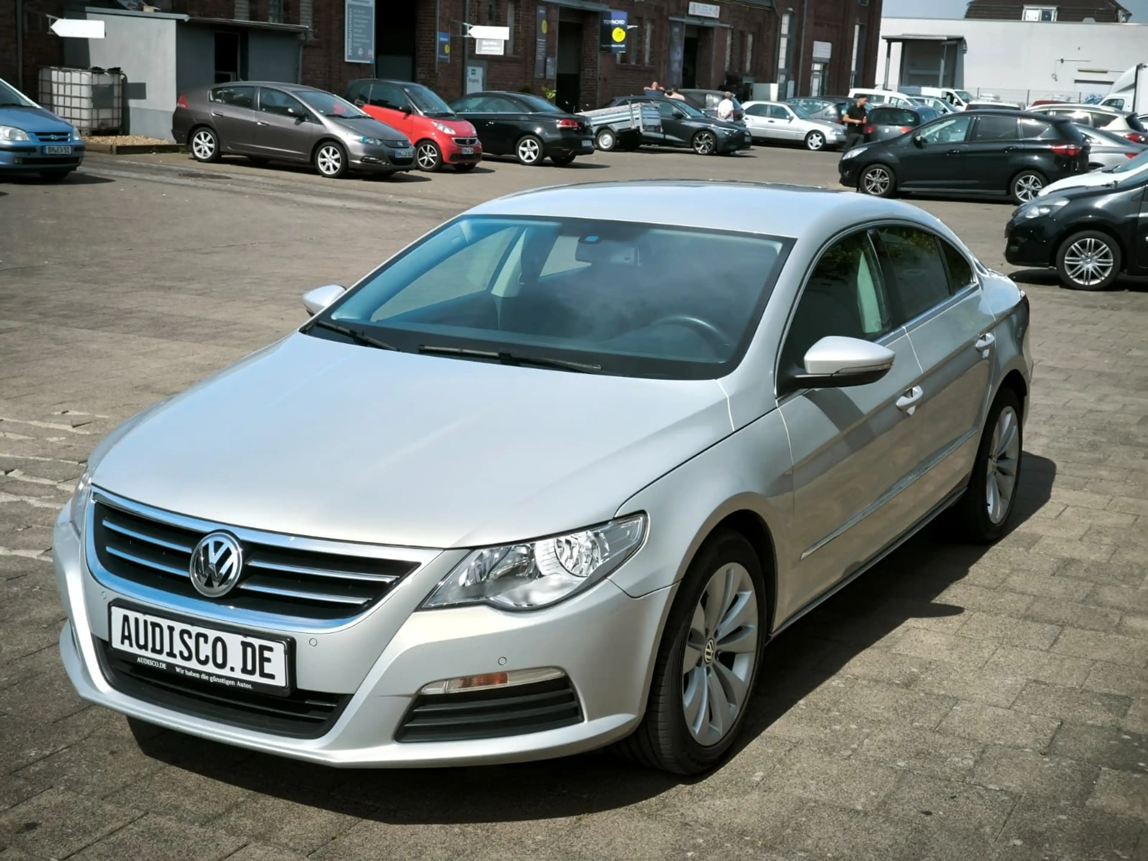 Volkswagen Passat CC 2.0TDI 1Hand Scheckheft AHK TüvNEU — photo 4