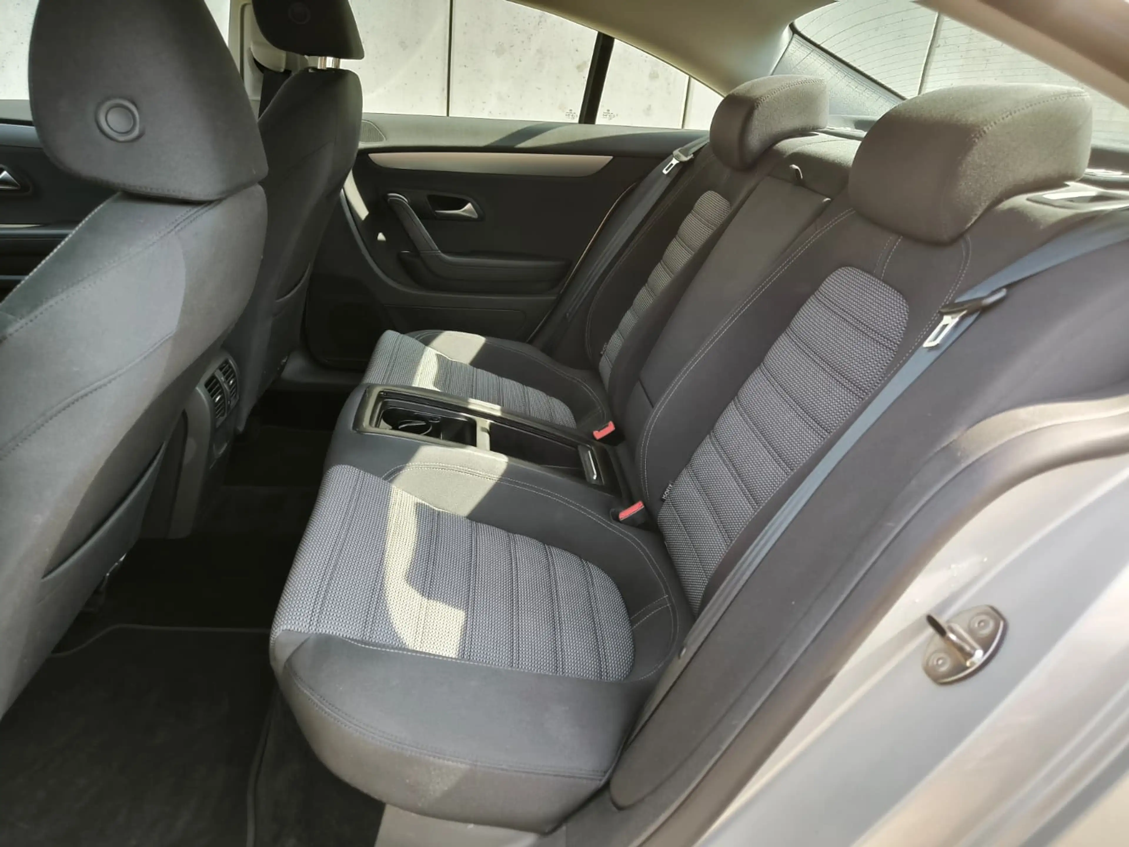 Volkswagen Passat CC 2.0TDI 1Hand Scheckheft AHK TüvNEU — photo 14