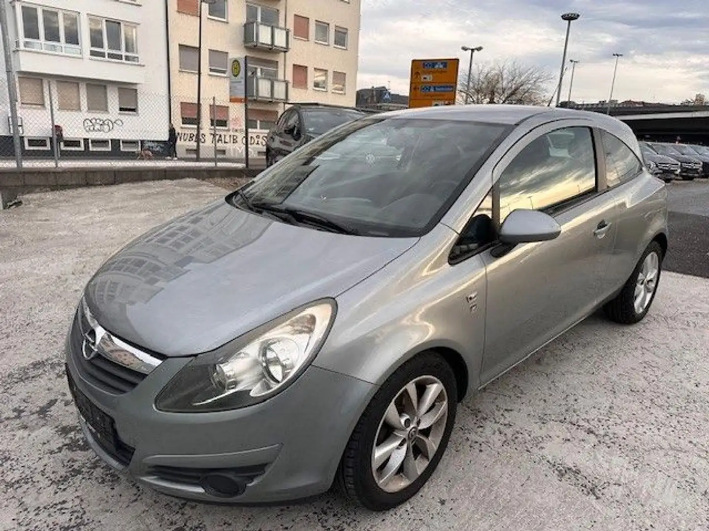 Opel Corsa D Edition "111 Jahre" 1,2 Automatik*Klima Silber - 1