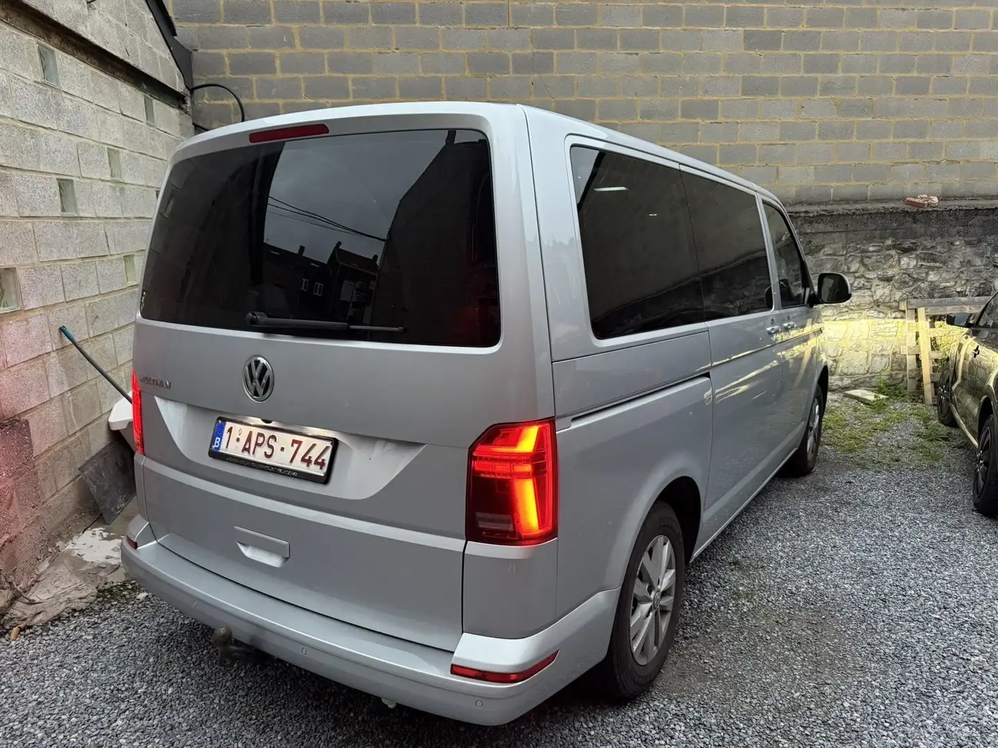 Volkswagen T6.1 Multivan confortline - 1
