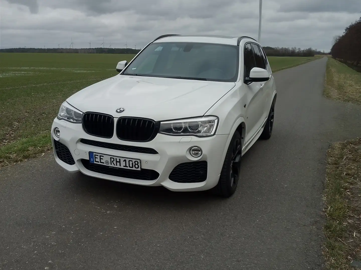 BMW X3 xDrive28i Aut. M-Ausstattung Weiß - 1