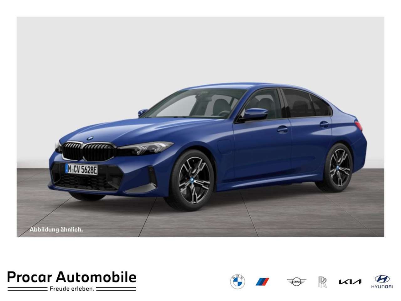 BMW 330 2022
