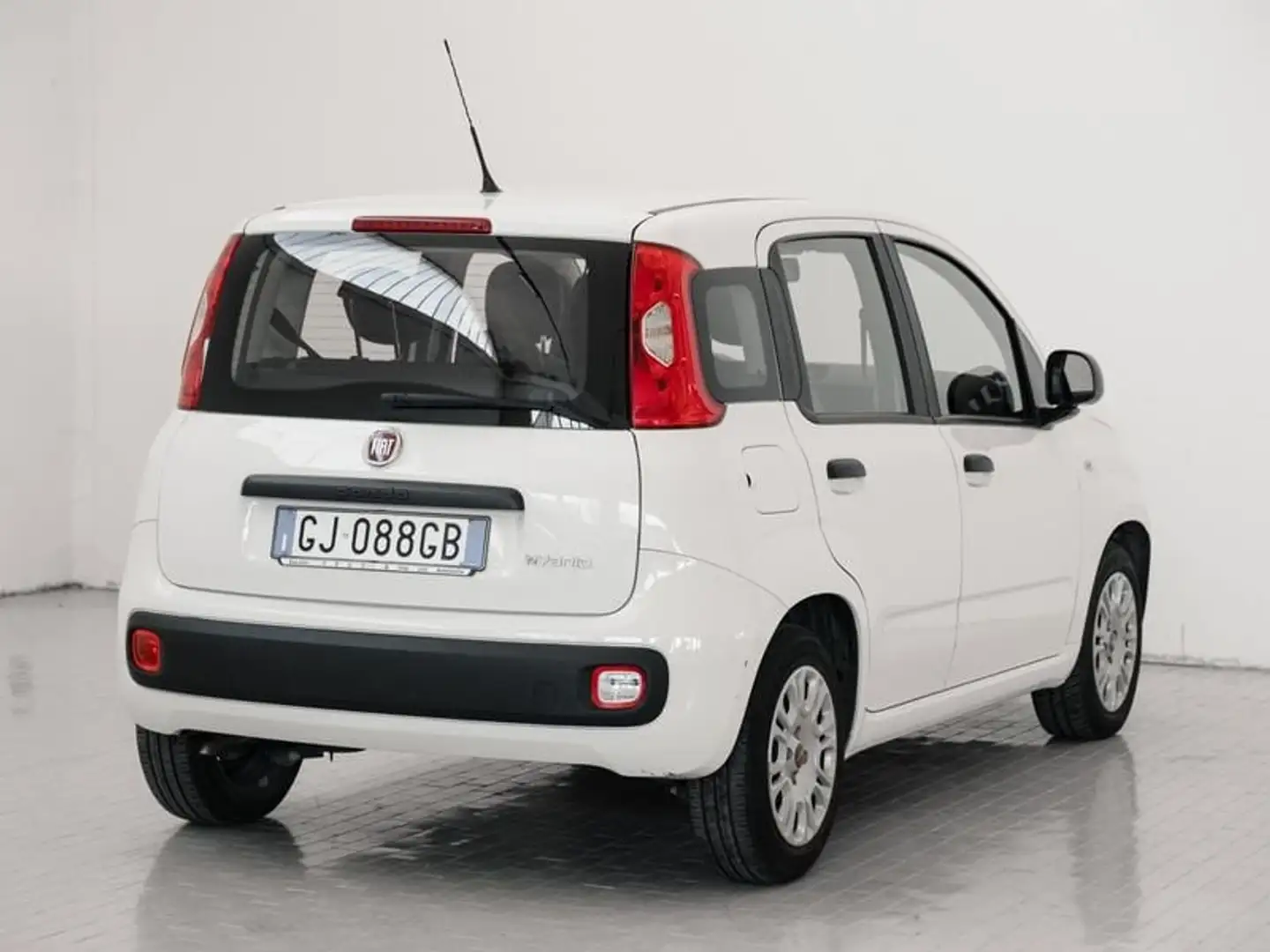 Fiat Panda 1.0 FireFly S&S Hybrid - 2