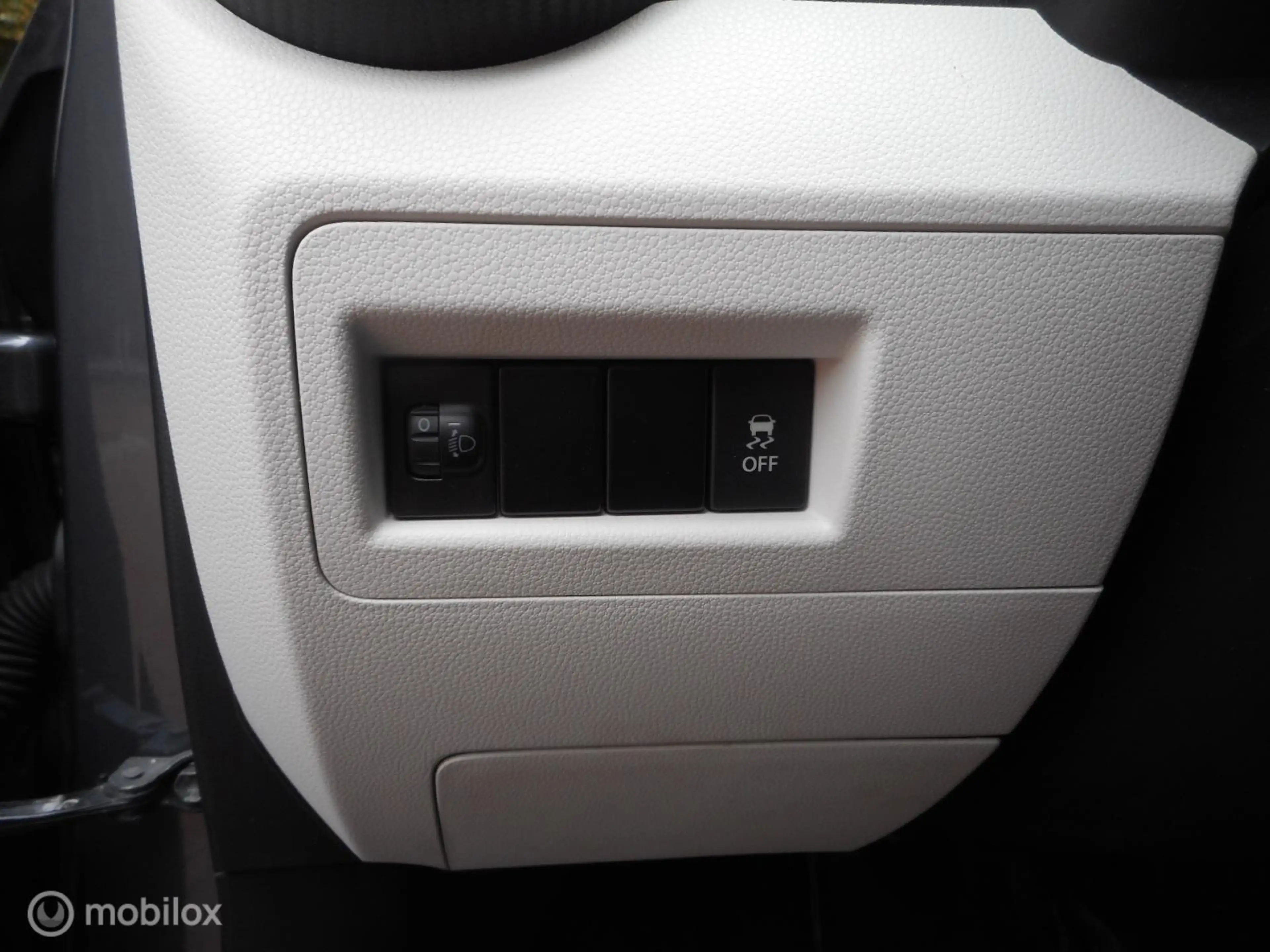 Suzuki Ignis 1.2 Select — photo 11