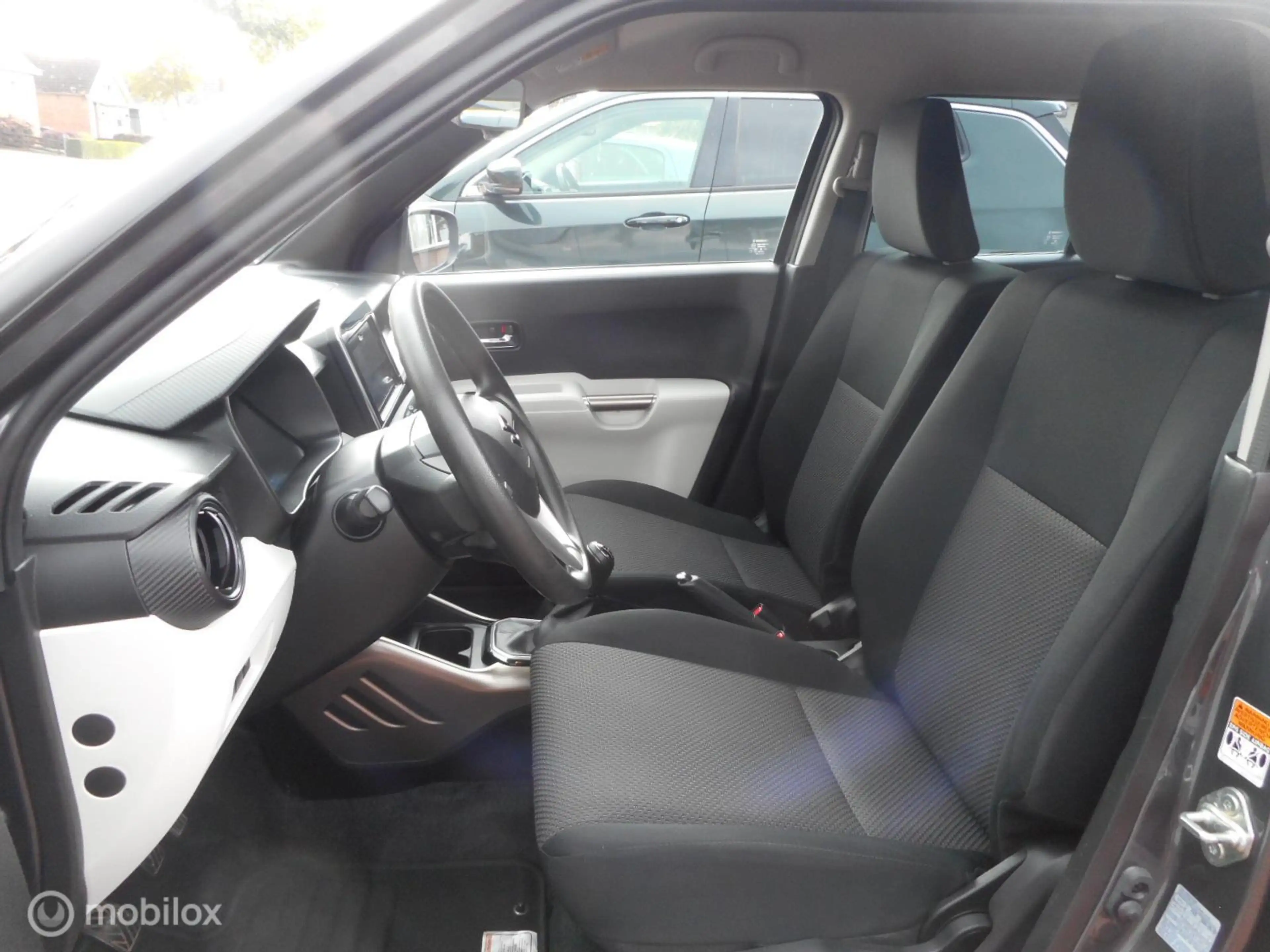 Suzuki Ignis 1.2 Select — photo 5