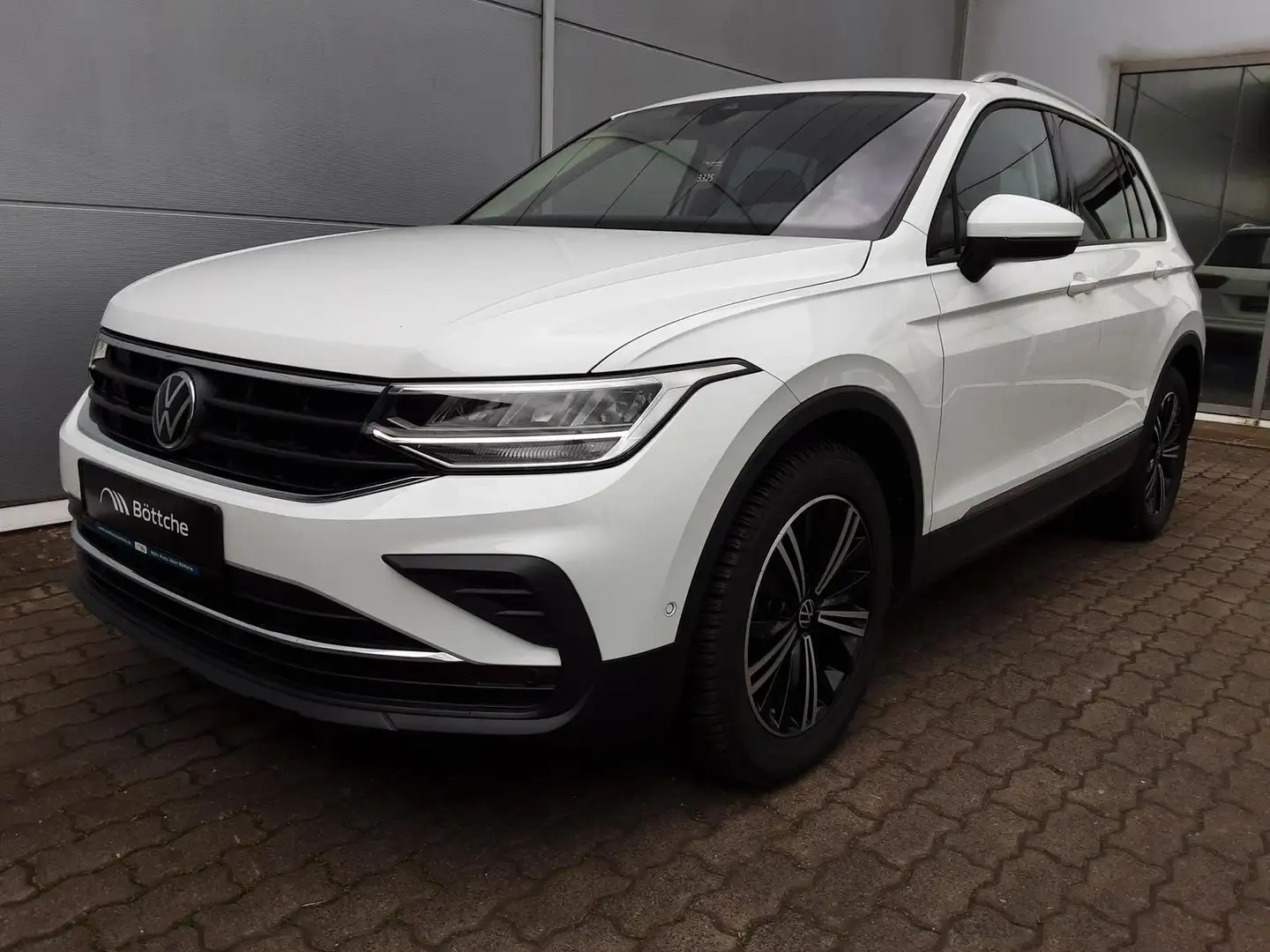 Volkswagen Tiguan Active 2.0 TDI Android Auto Weiß - 2