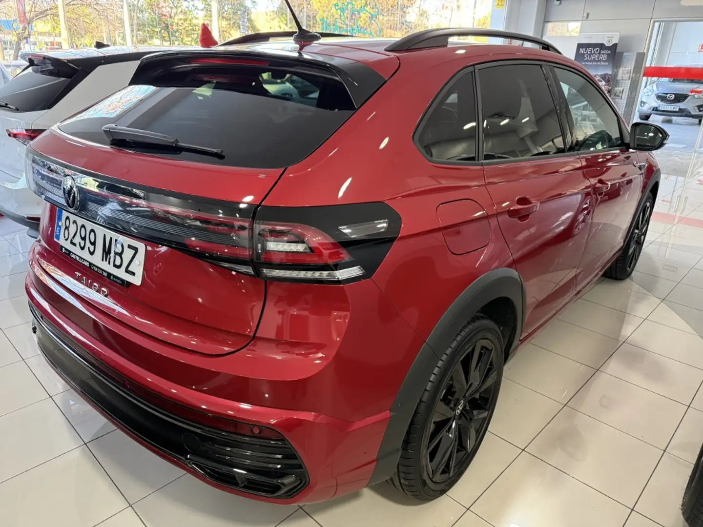 Volkswagen Taigo 1.0 TSI R-Line DSG 81kW Mauve - 2