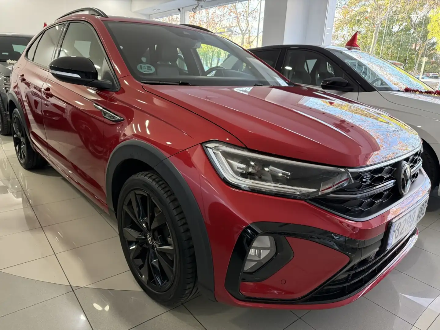 Volkswagen Taigo 1.0 TSI R-Line DSG 81kW Mauve - 1