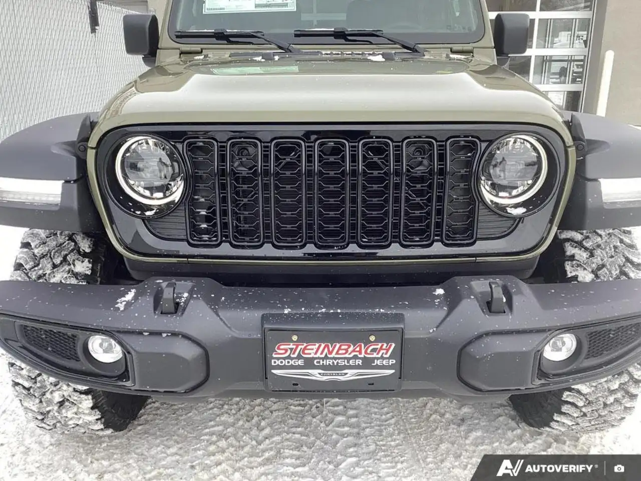 Jeep Wrangler снимка Jeep Wrangler