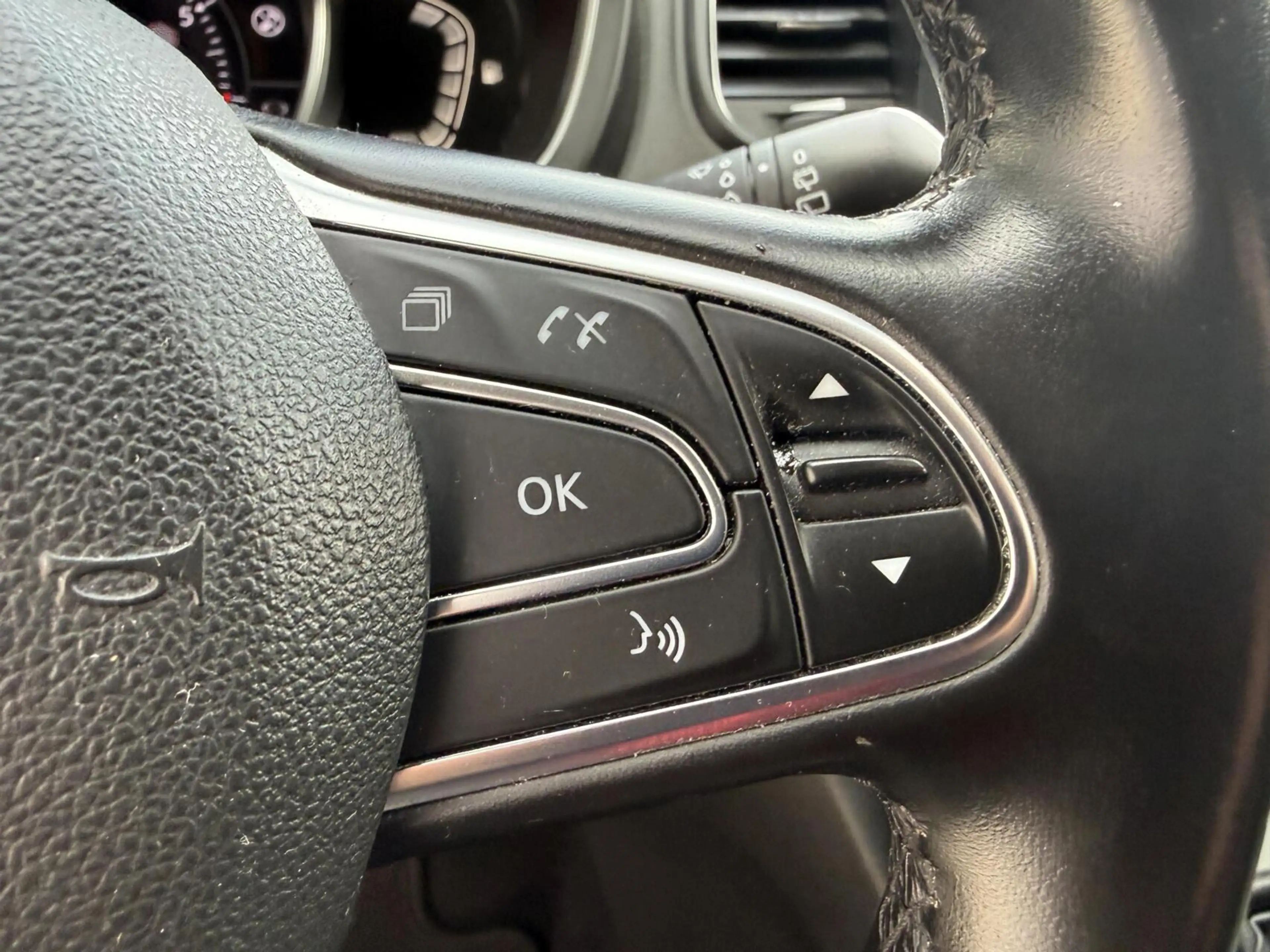 Renault Scenic 1.3 TCe Bose AUTOMAAT CARPLAY/CAMERA *ALL-IN PRIJS — photo 19