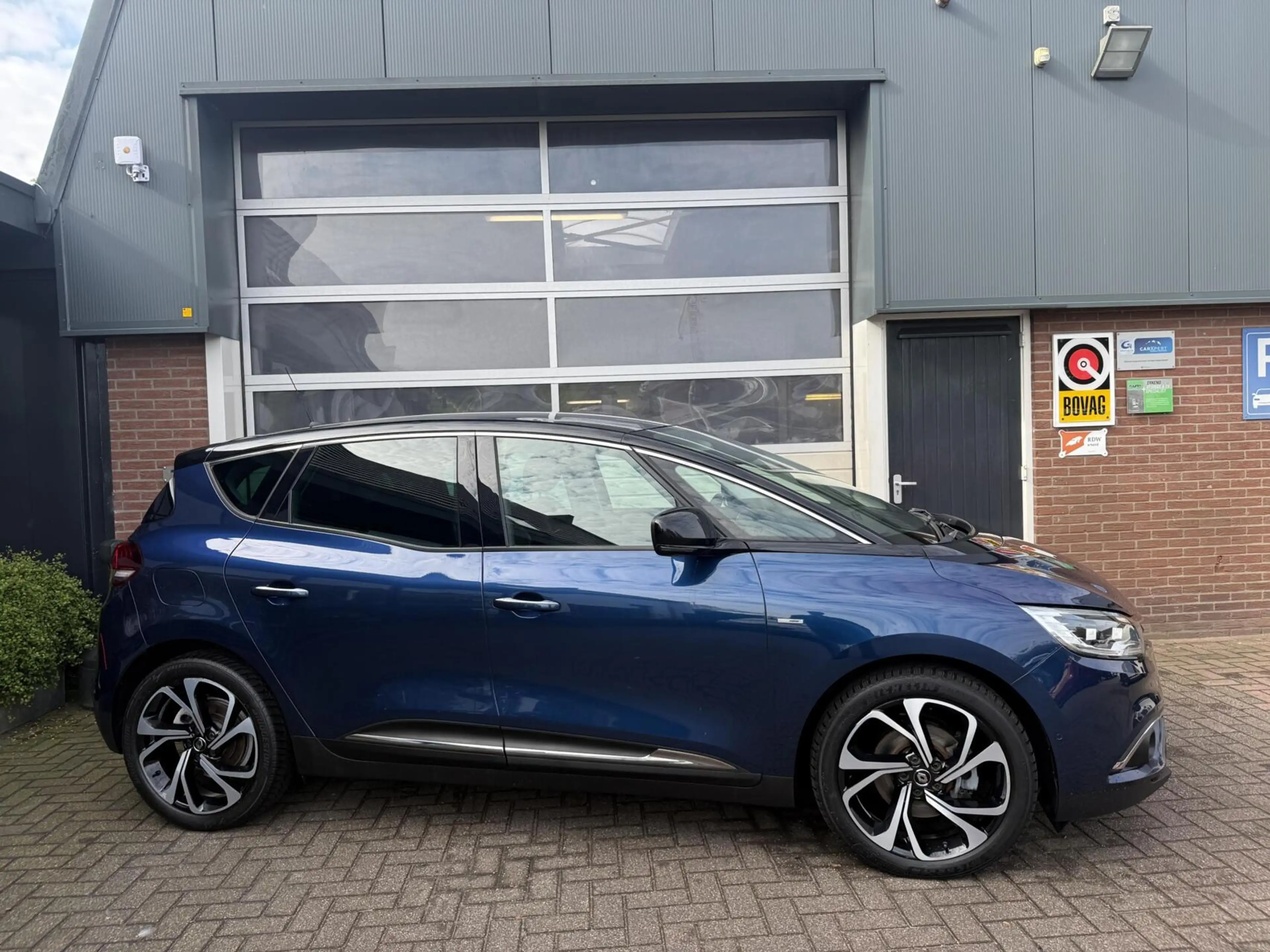 Renault Scenic 1.3 TCe Bose AUTOMAAT CARPLAY/CAMERA *ALL-IN PRIJS — photo 4