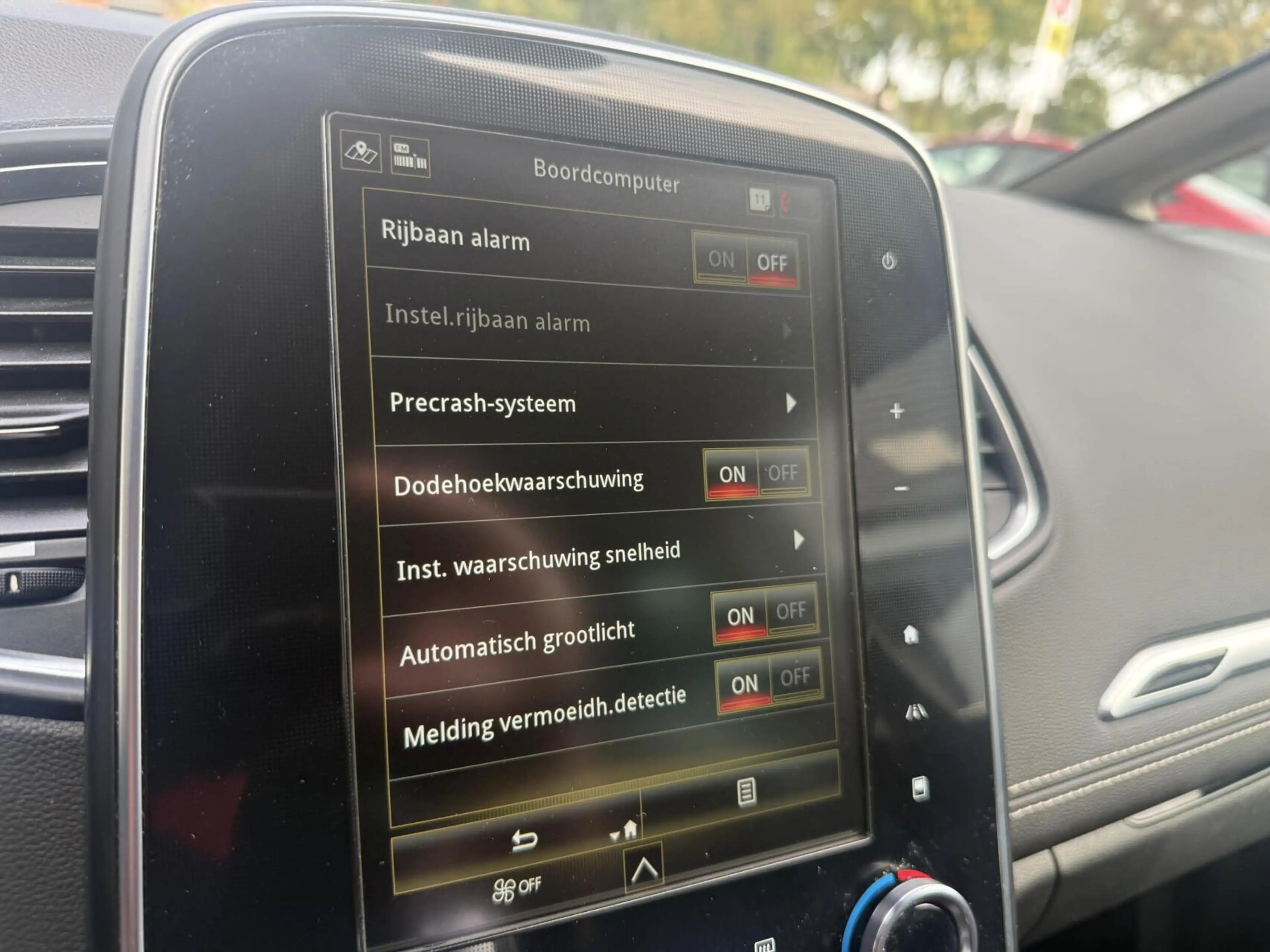Renault Scenic 1.3 TCe Bose AUTOMAAT CARPLAY/CAMERA *ALL-IN PRIJS — photo 20