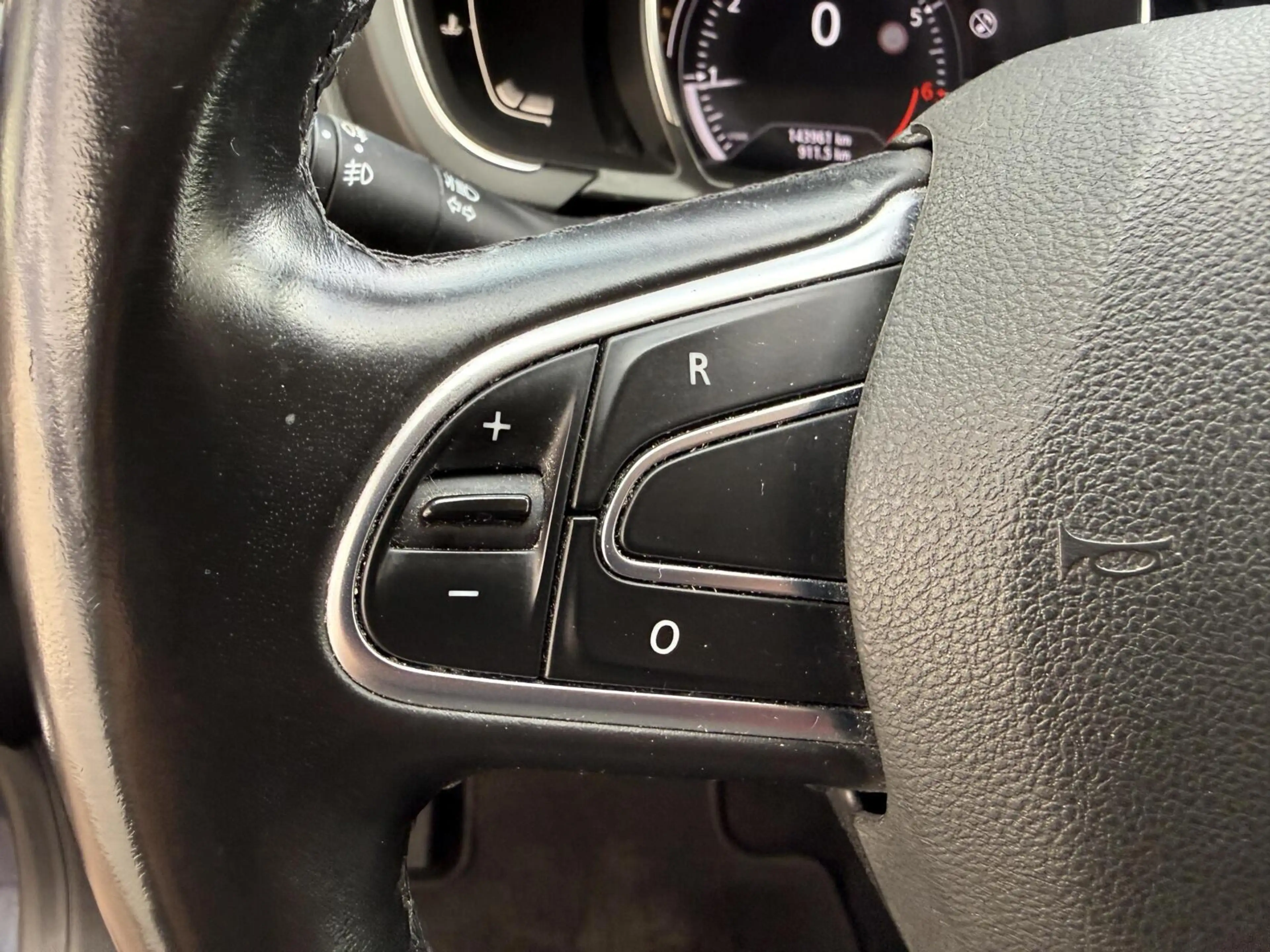 Renault Scenic 1.3 TCe Bose AUTOMAAT CARPLAY/CAMERA *ALL-IN PRIJS — photo 18