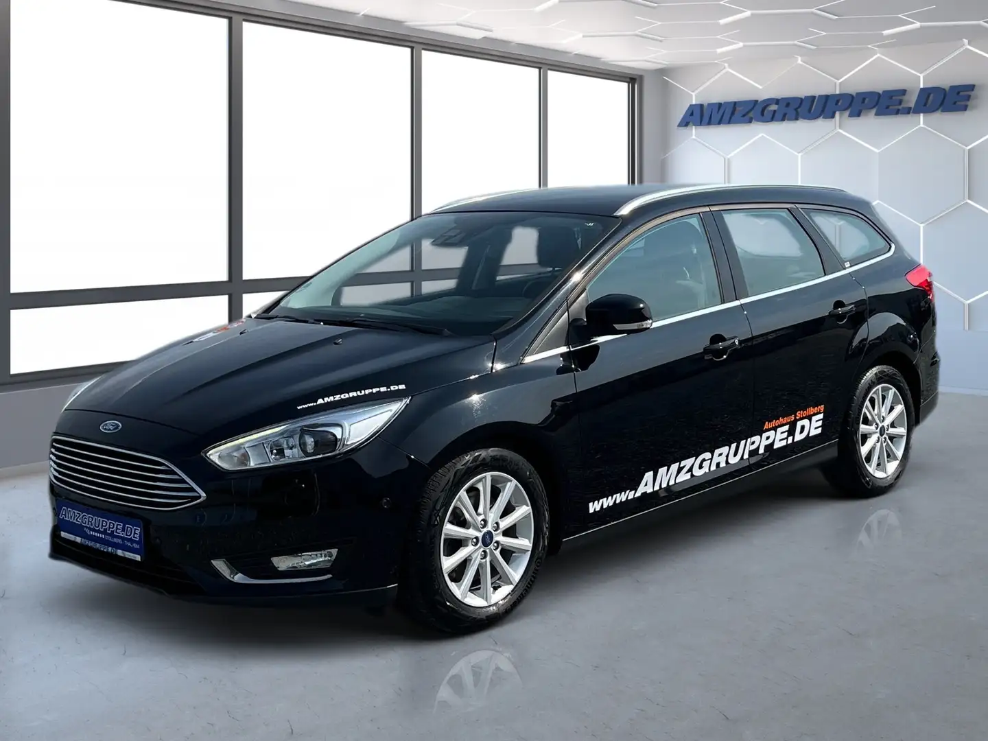 Ford Focus Turnier 2.0TDCi Titanium+Navi+Xenon+Kamera Zwart - 2