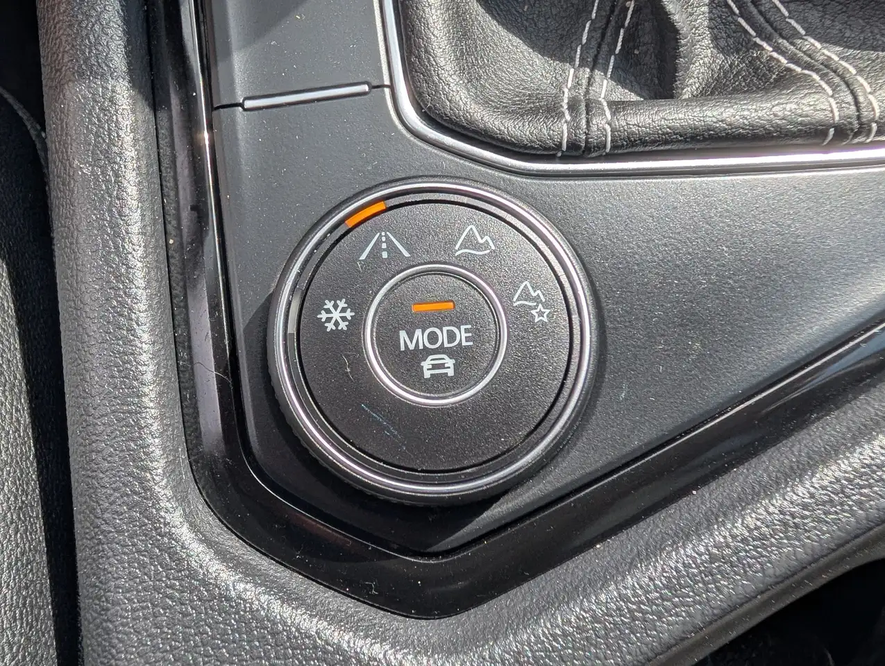 Volkswagen Taos снимка Volkswagen Taos